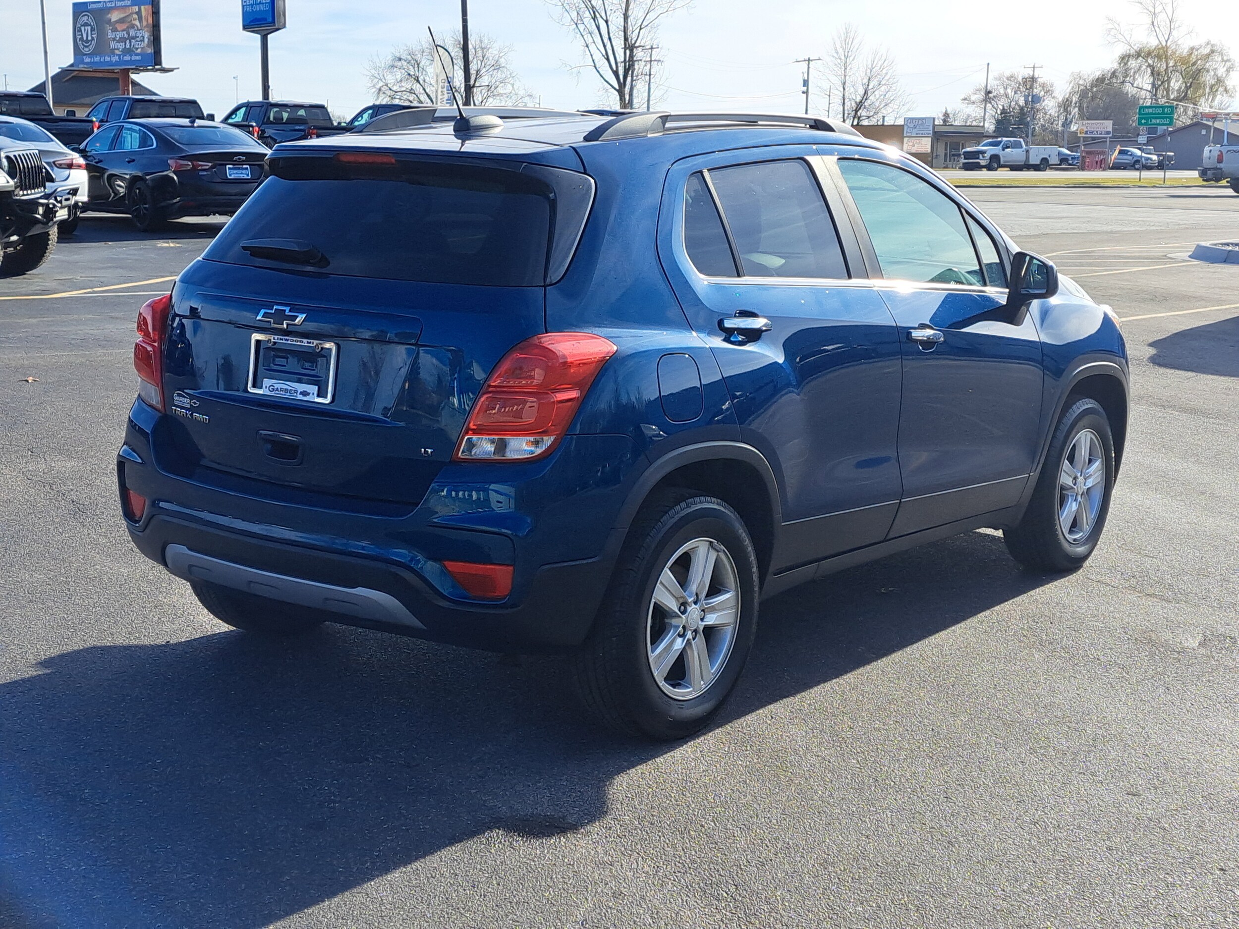 2020 Chevrolet Trax LT photo 3