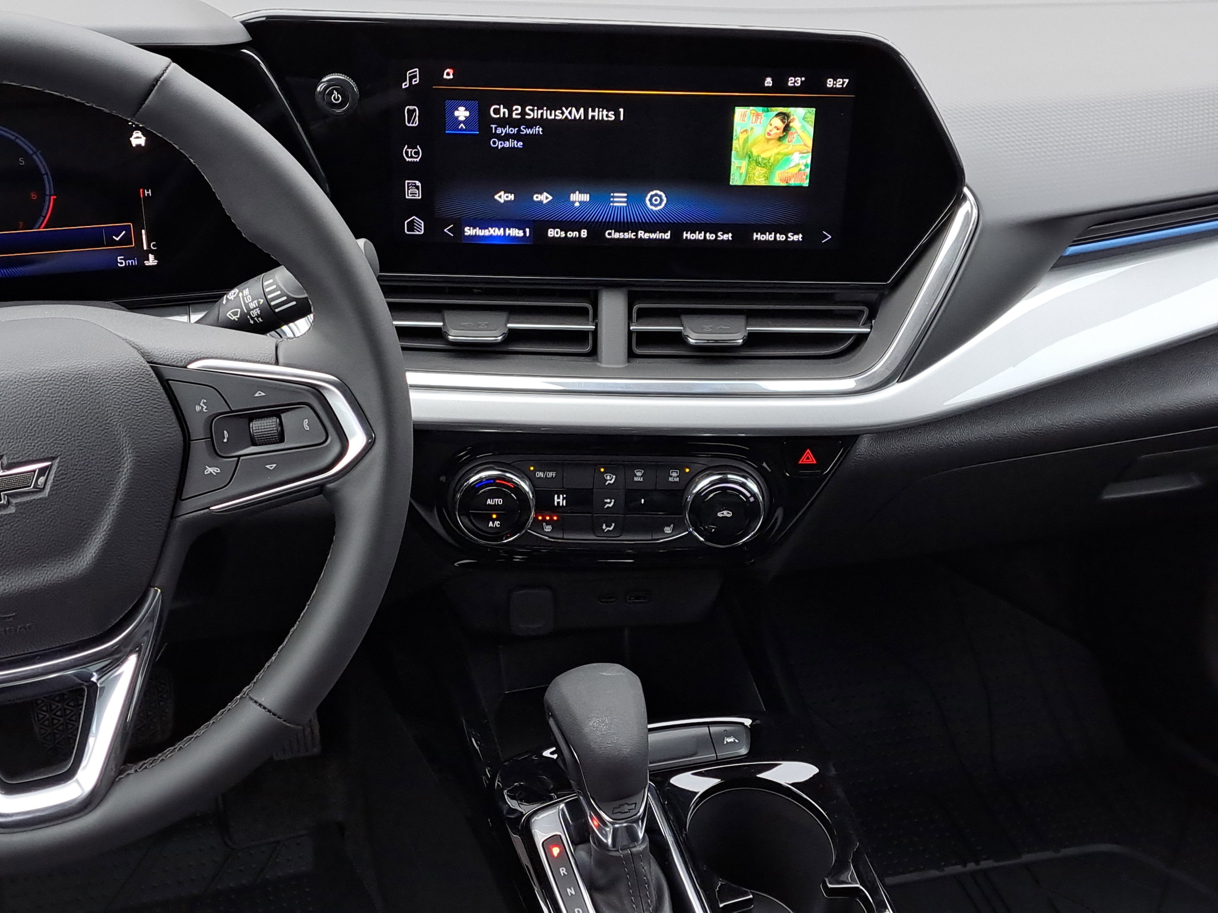 2026 Chevrolet Trax LT - Photo 24