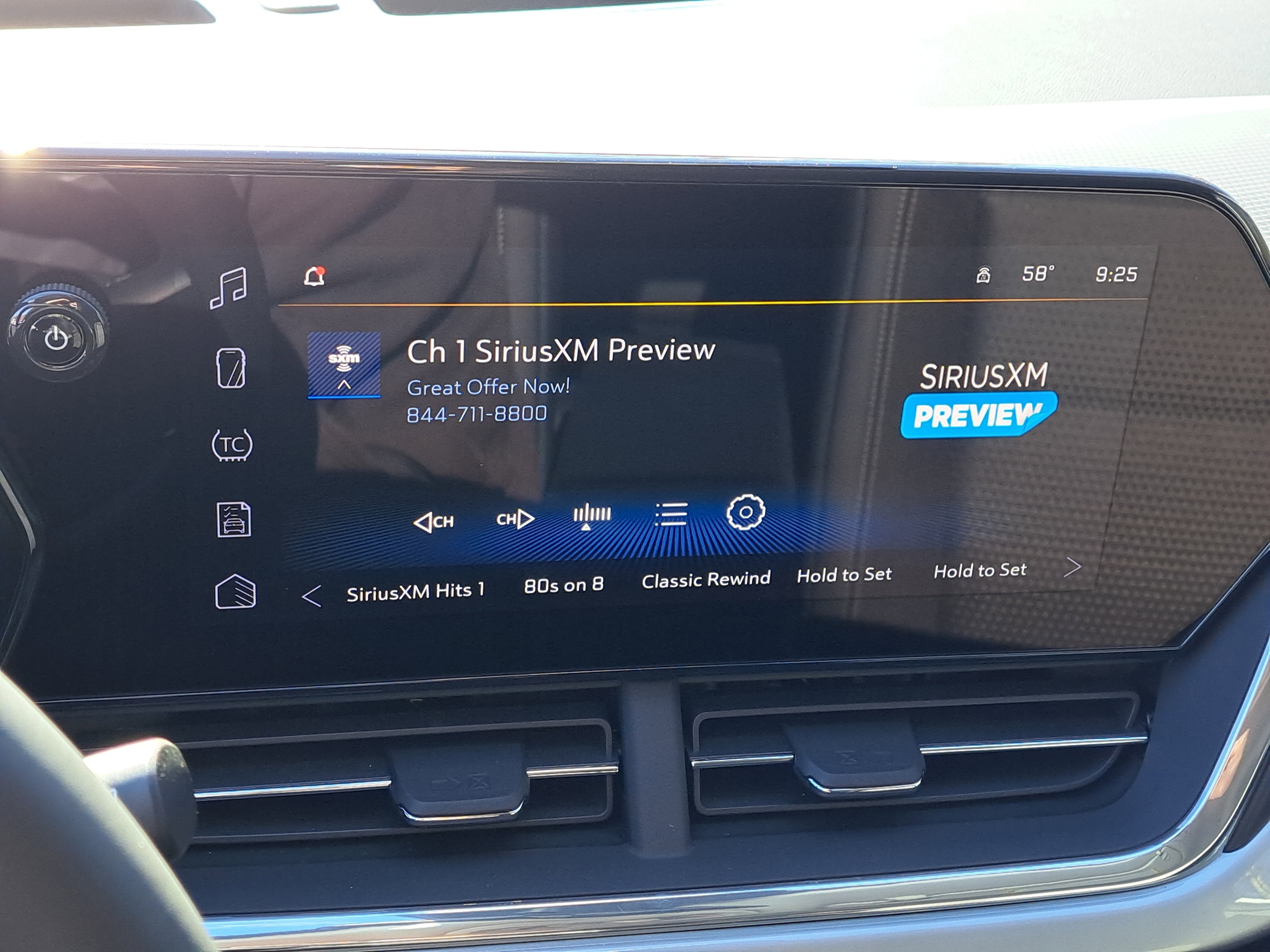 2026 Chevrolet Trax LT - Photo 13