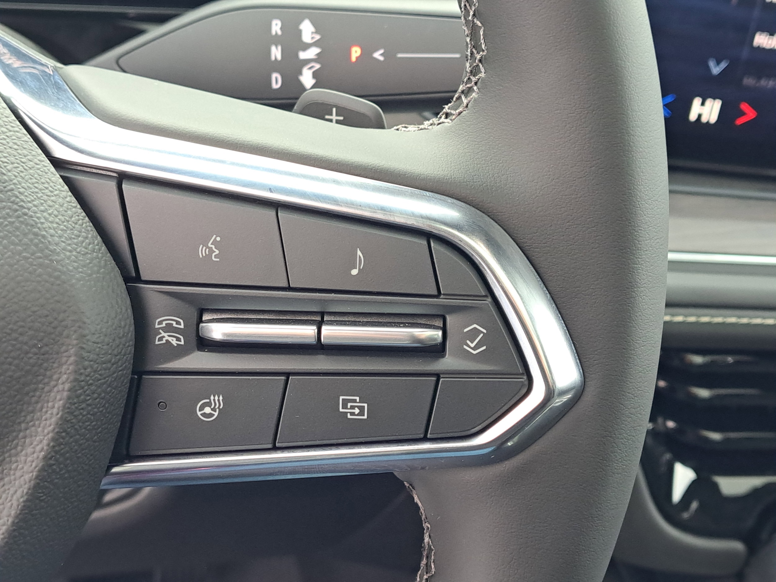 2026 Chevrolet Suburban Premier - Photo 15