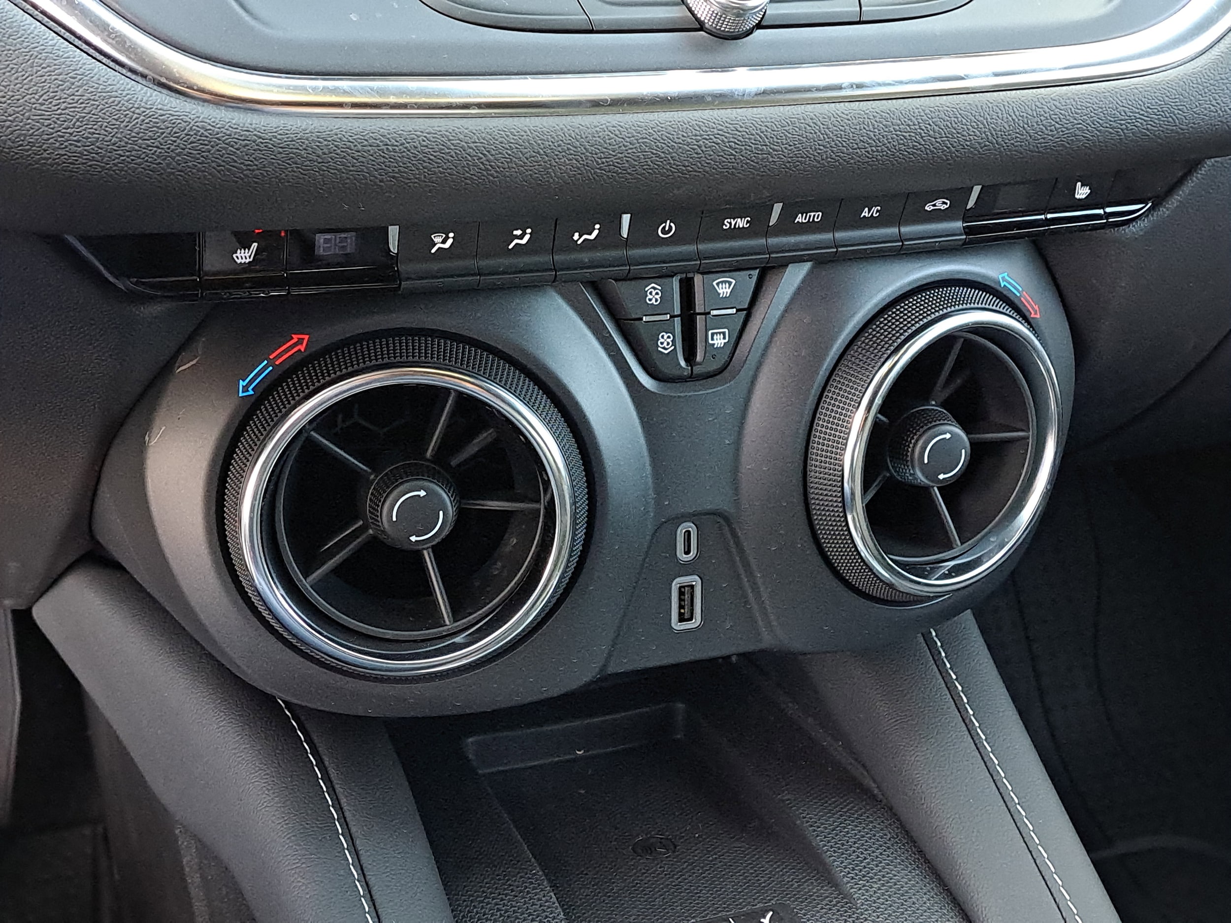 2025 Chevrolet Blazer 2LT - Photo 16