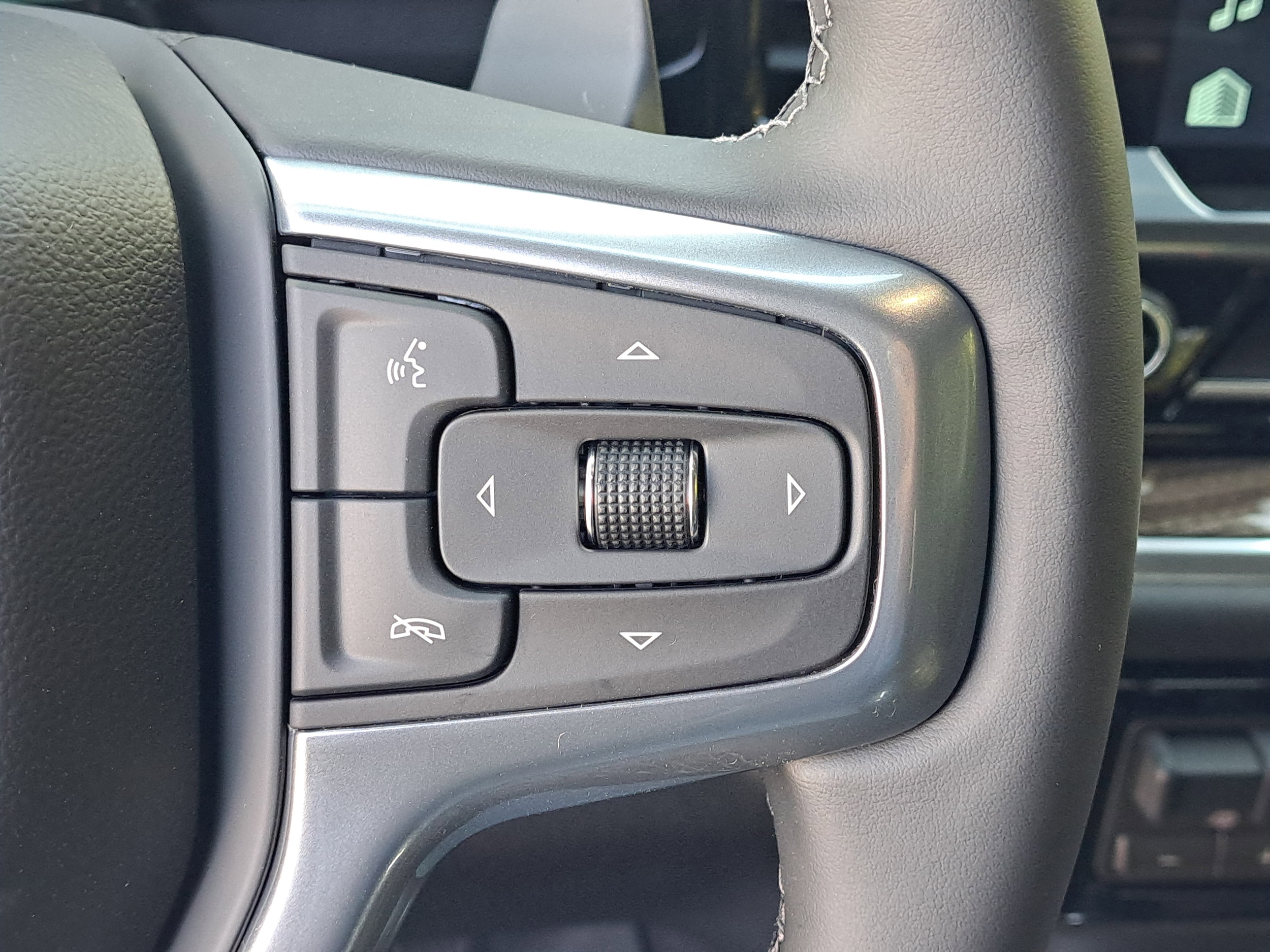 2026 Chevrolet Silverado 1500 RST - Photo 13