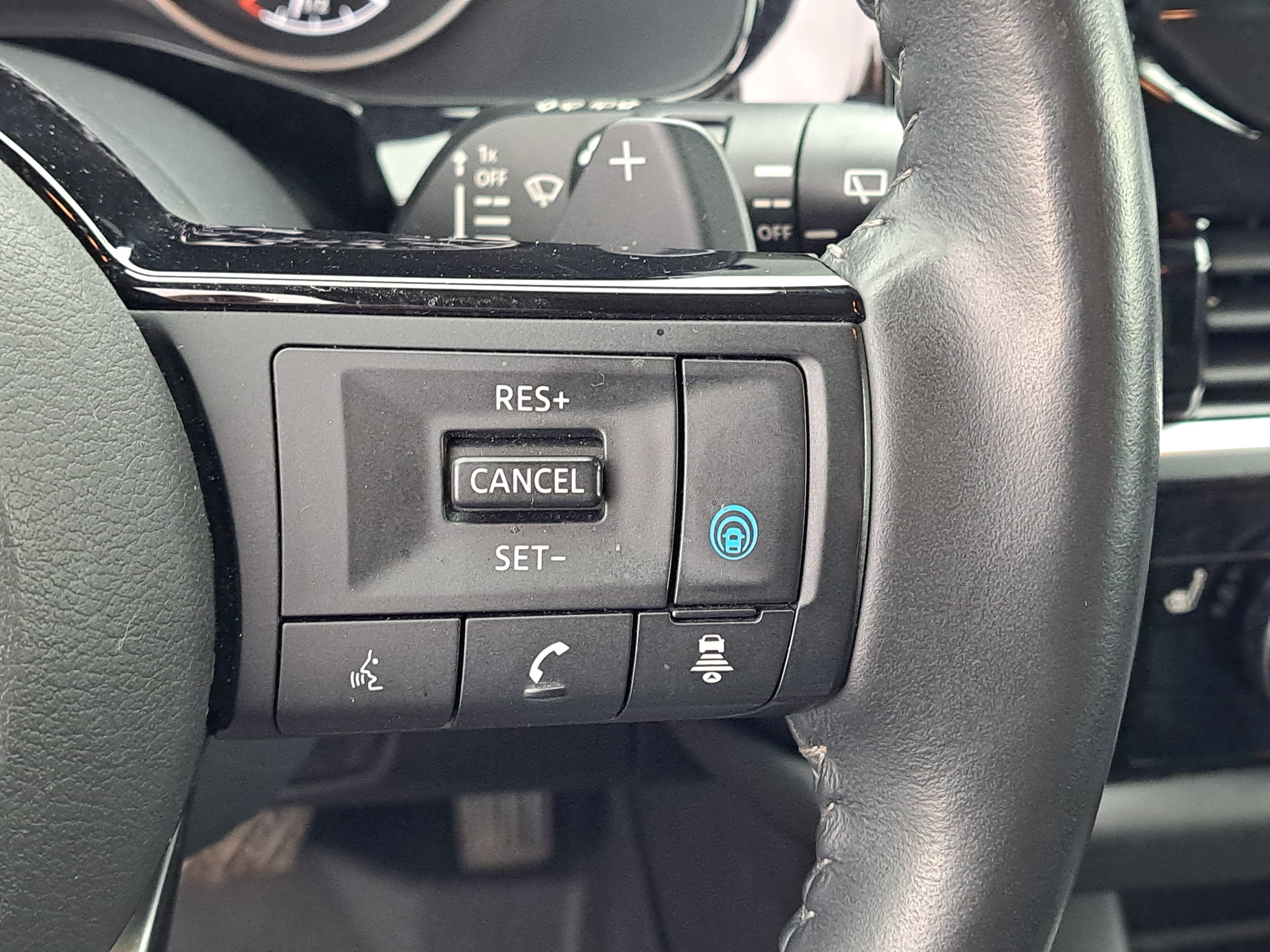 2022 Nissan Pathfinder SL - Photo 14