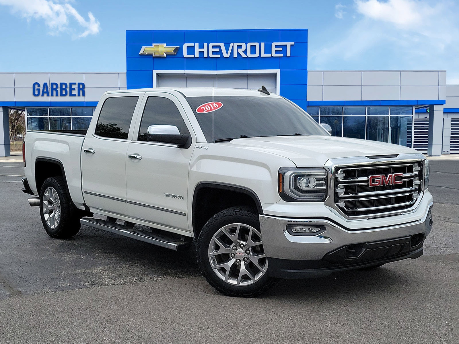 2016 GMC Sierra 4WD Crew Cab Short Box SLT's photo