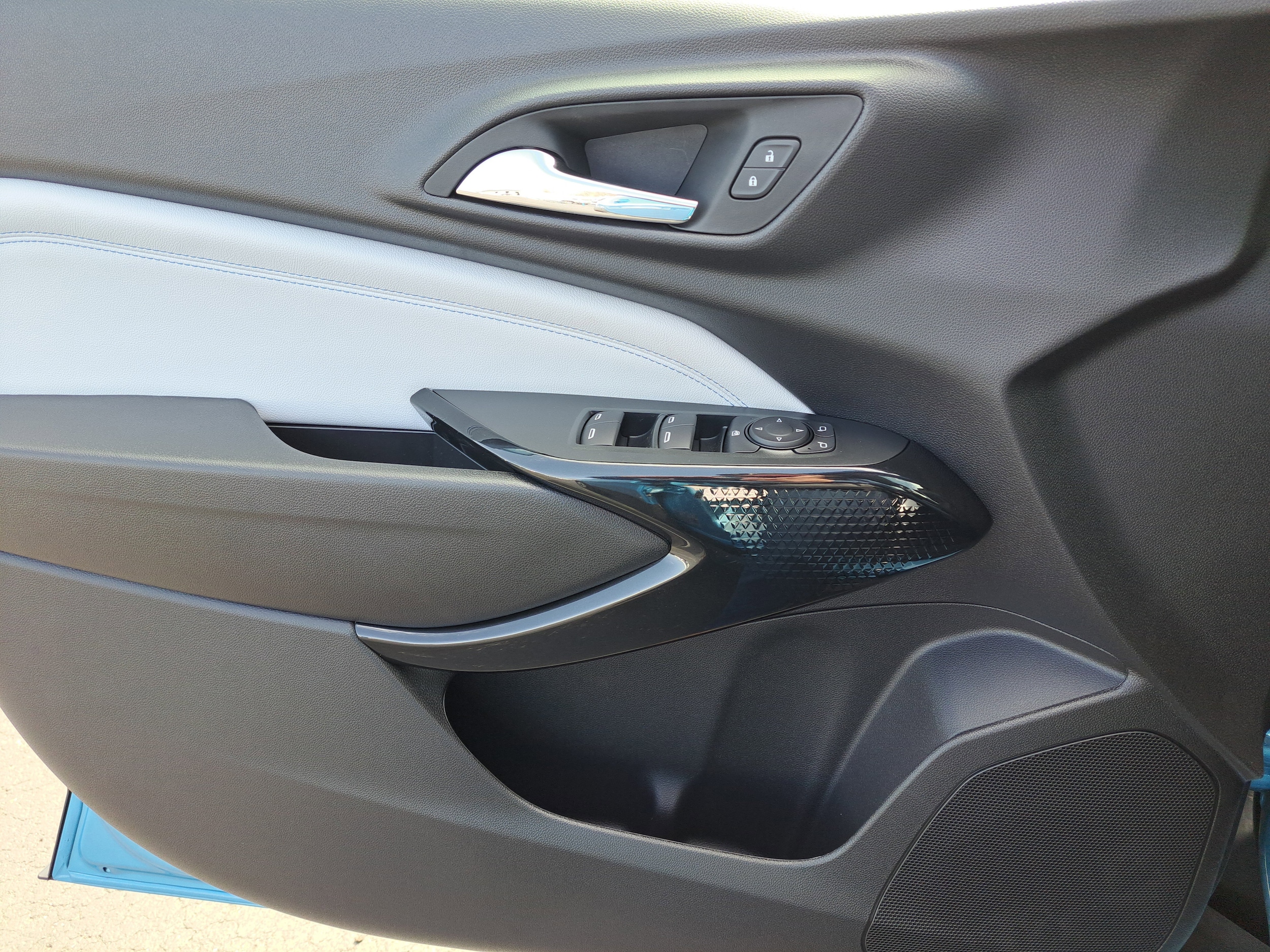 2026 Chevrolet Trax LT - Photo 16