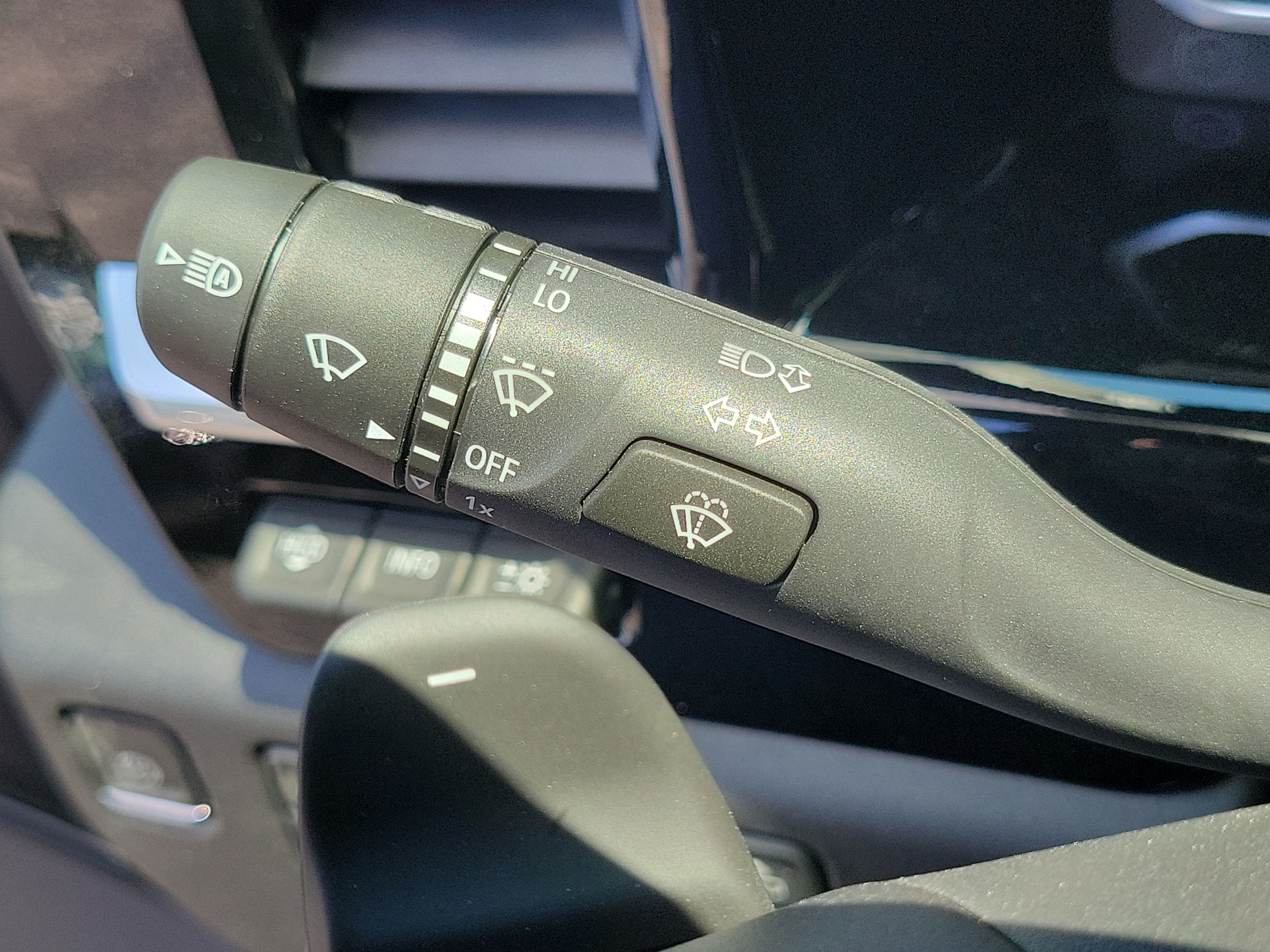 2026 Chevrolet Silverado 1500 High Country - Photo 16