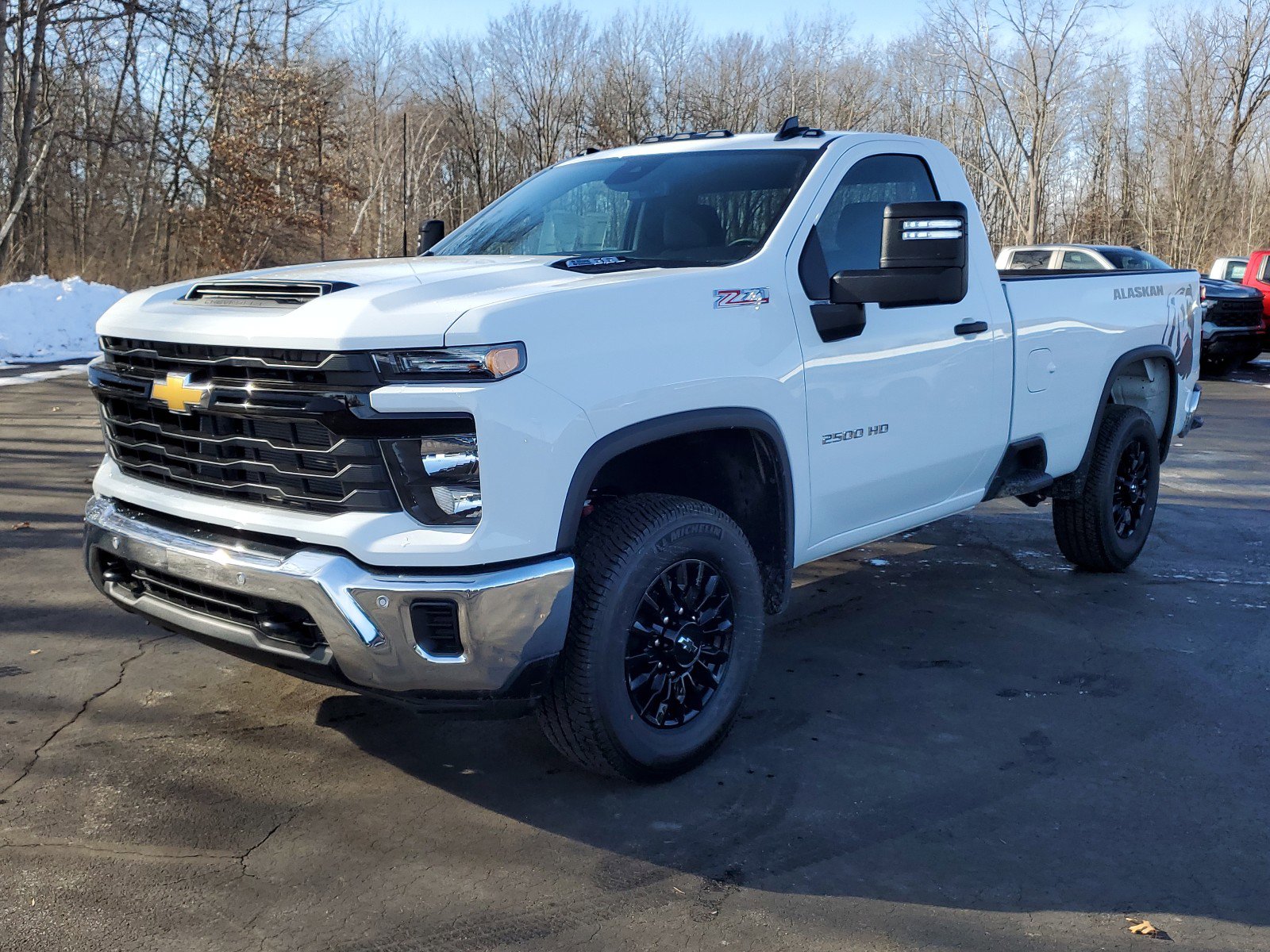2025 Chevrolet Silverado 2500HD photo 2