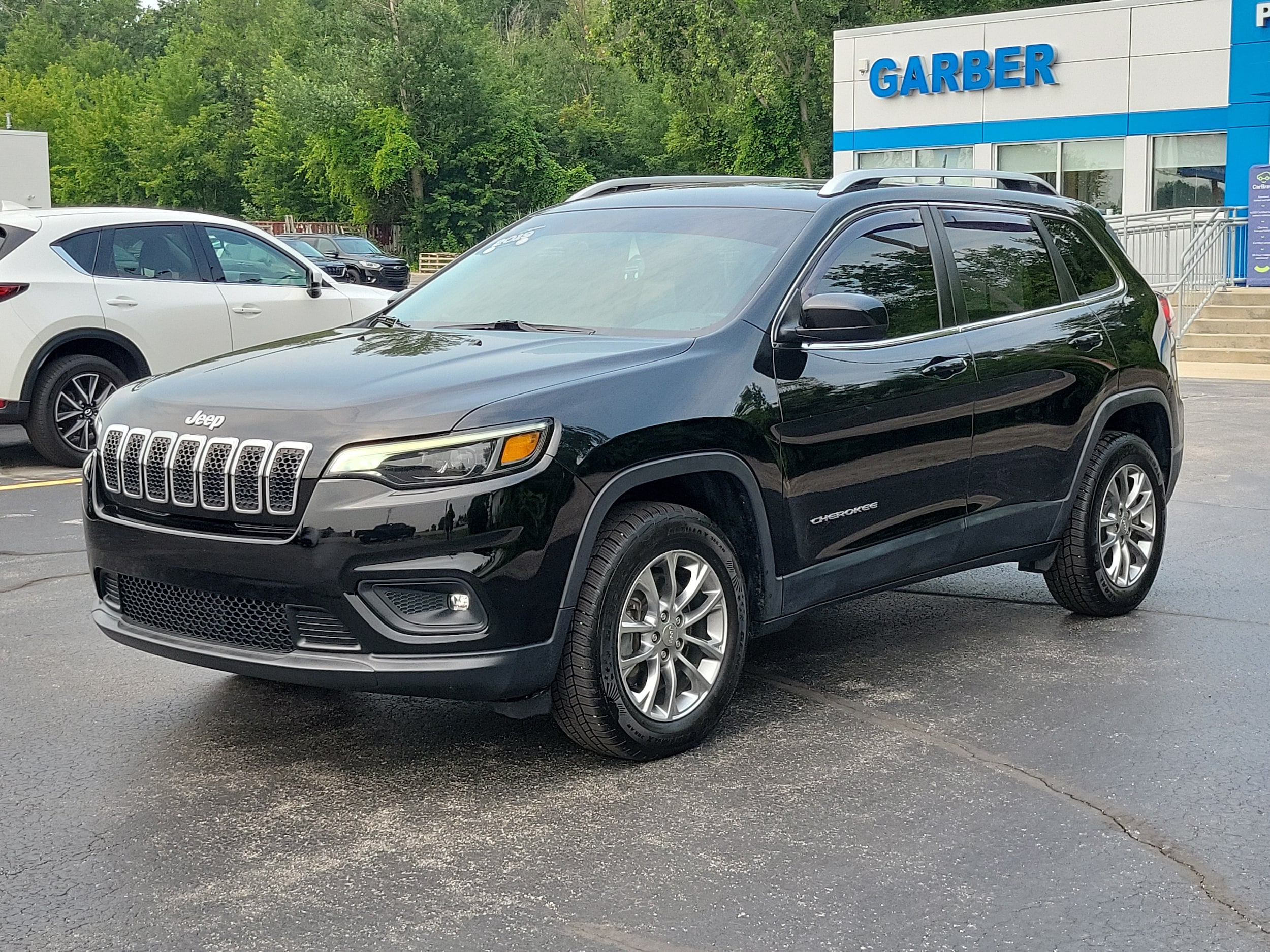 Used 2019 Jeep Cherokee Latitude Plus with VIN 1C4PJMLX3KD140213 for sale in Linwood, MI