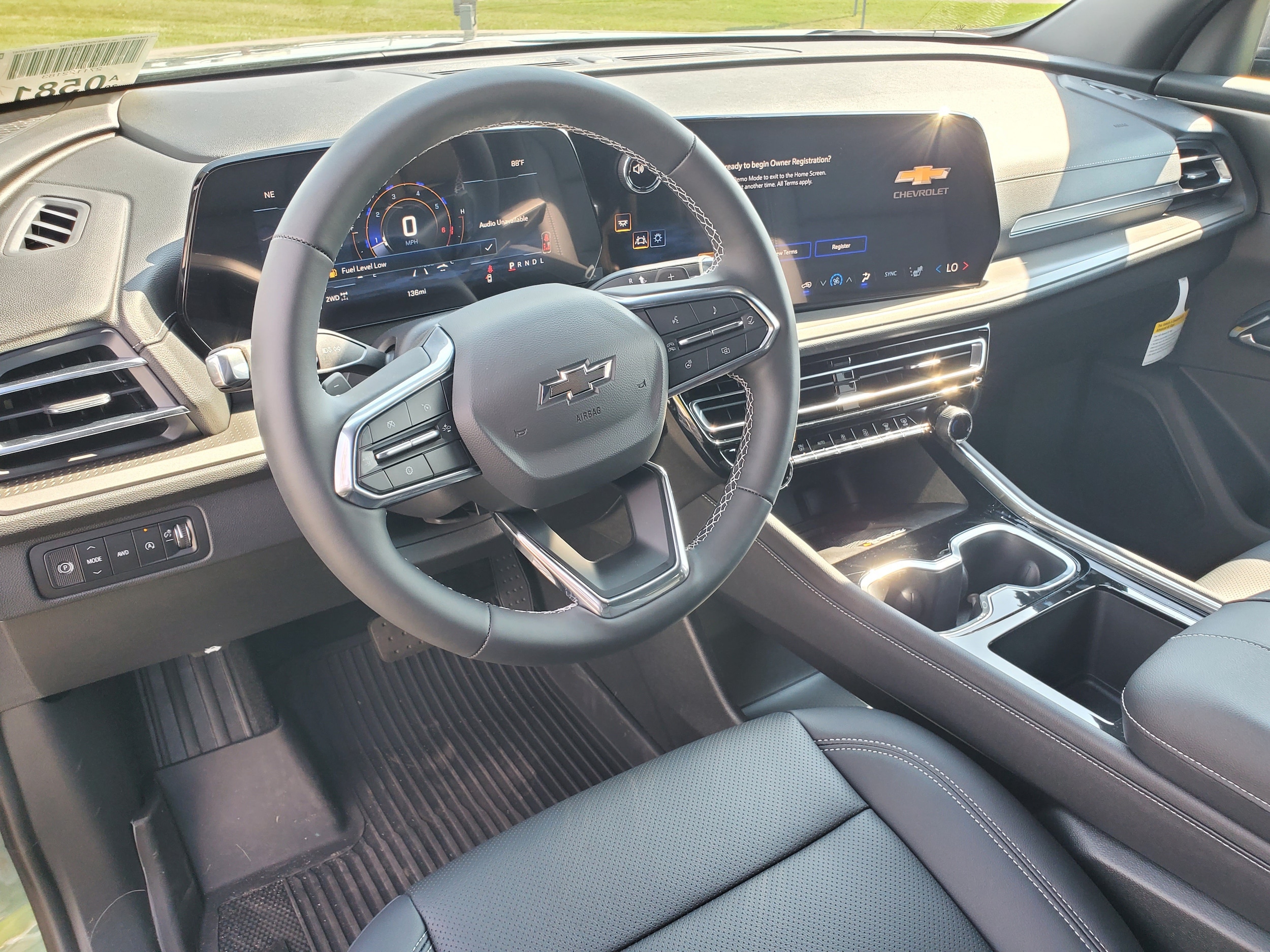 2027 Chevrolet Traverse LT - Photo 7