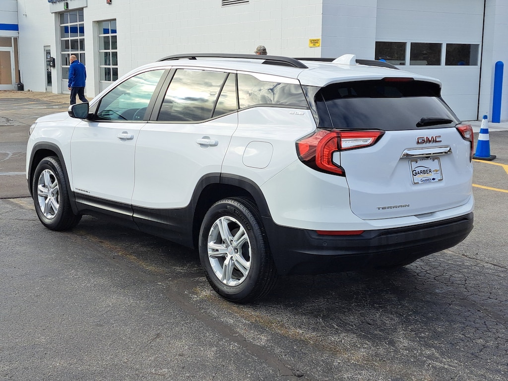 Used 2023 GMC Terrain SLE SUV
