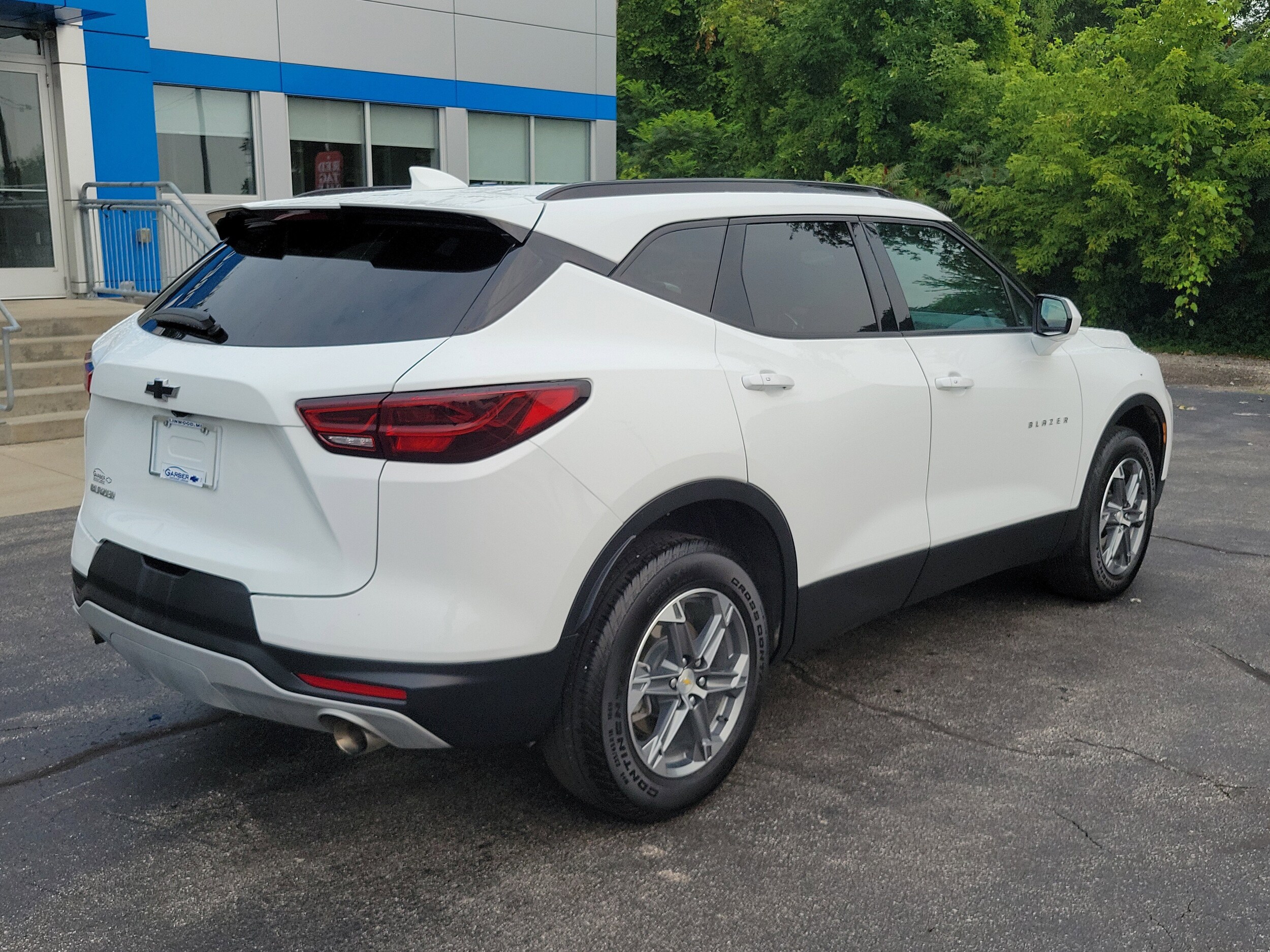 2023 Chevrolet Blazer 2LT photo 3