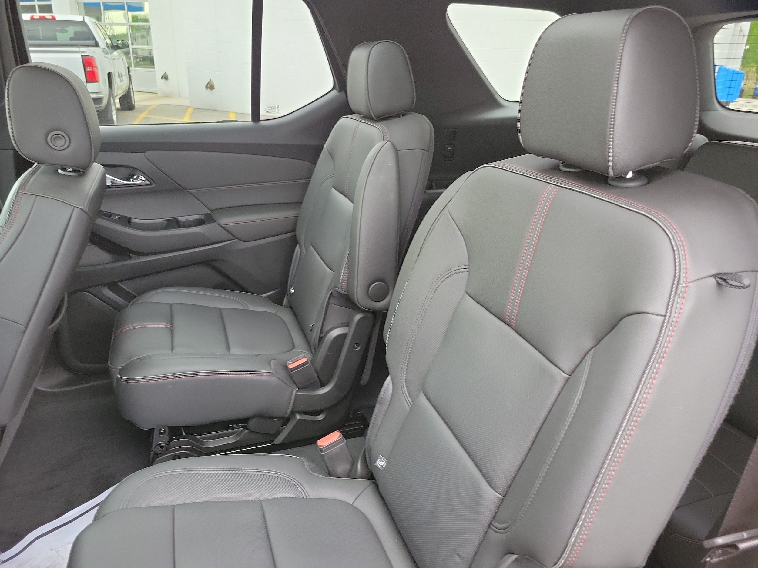 2023 Chevrolet Traverse RS - Photo 27