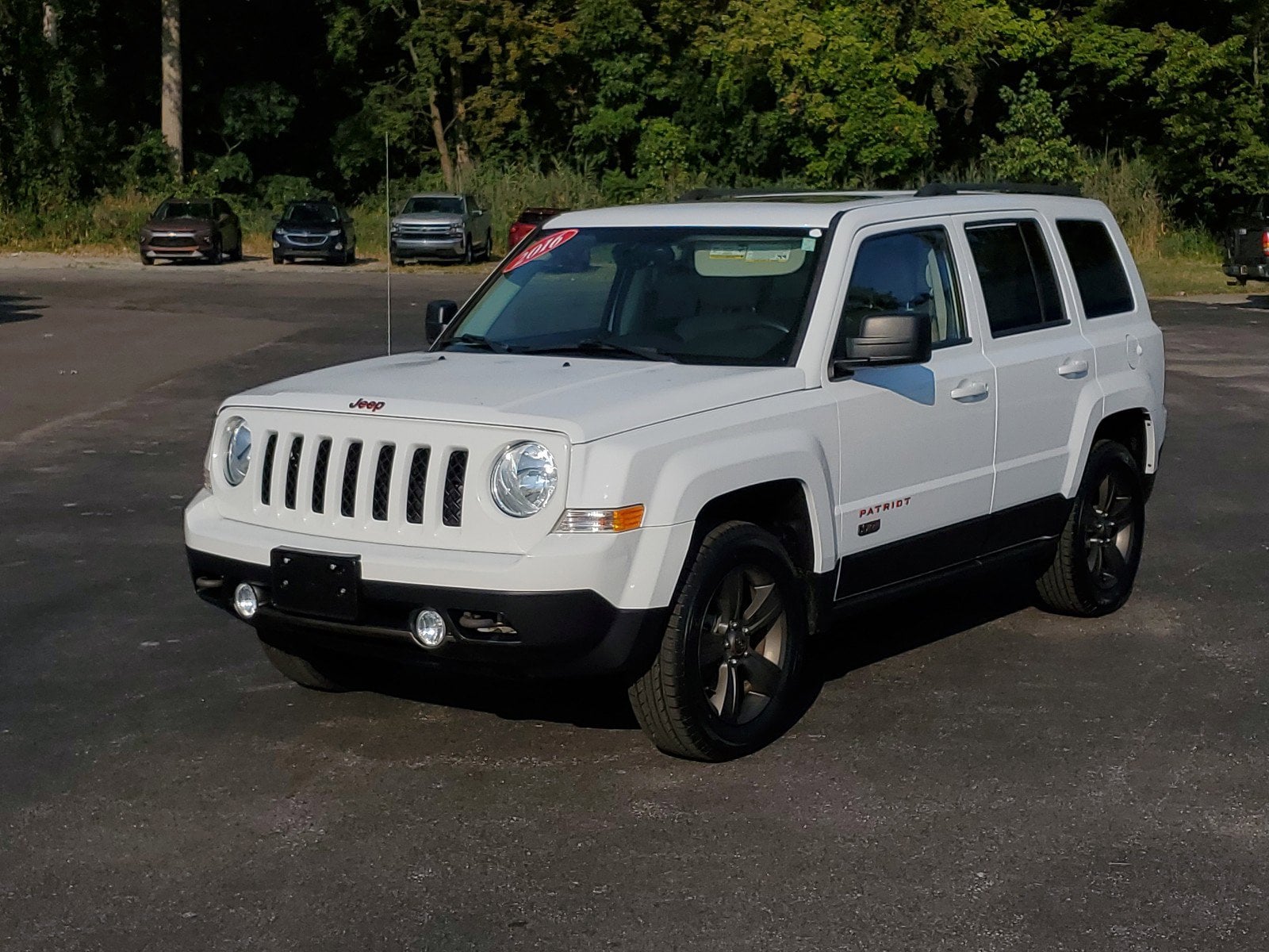 Used 2016 Jeep Patriot 75th Anniversary with VIN 1C4NJRAB0GD813557 for sale in Linwood, MI