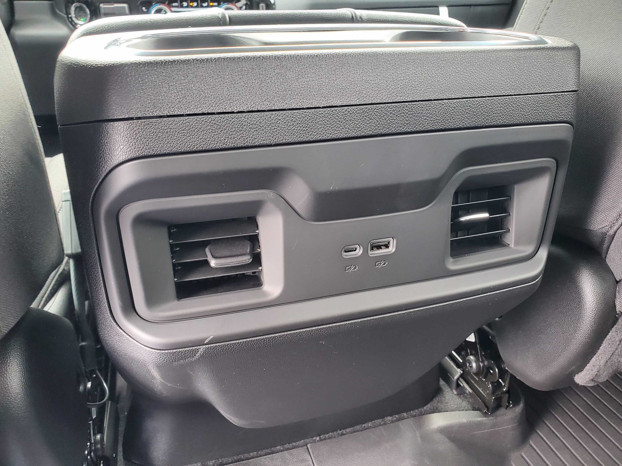 2026 Chevrolet Silverado 3500 HD LT - Photo 28