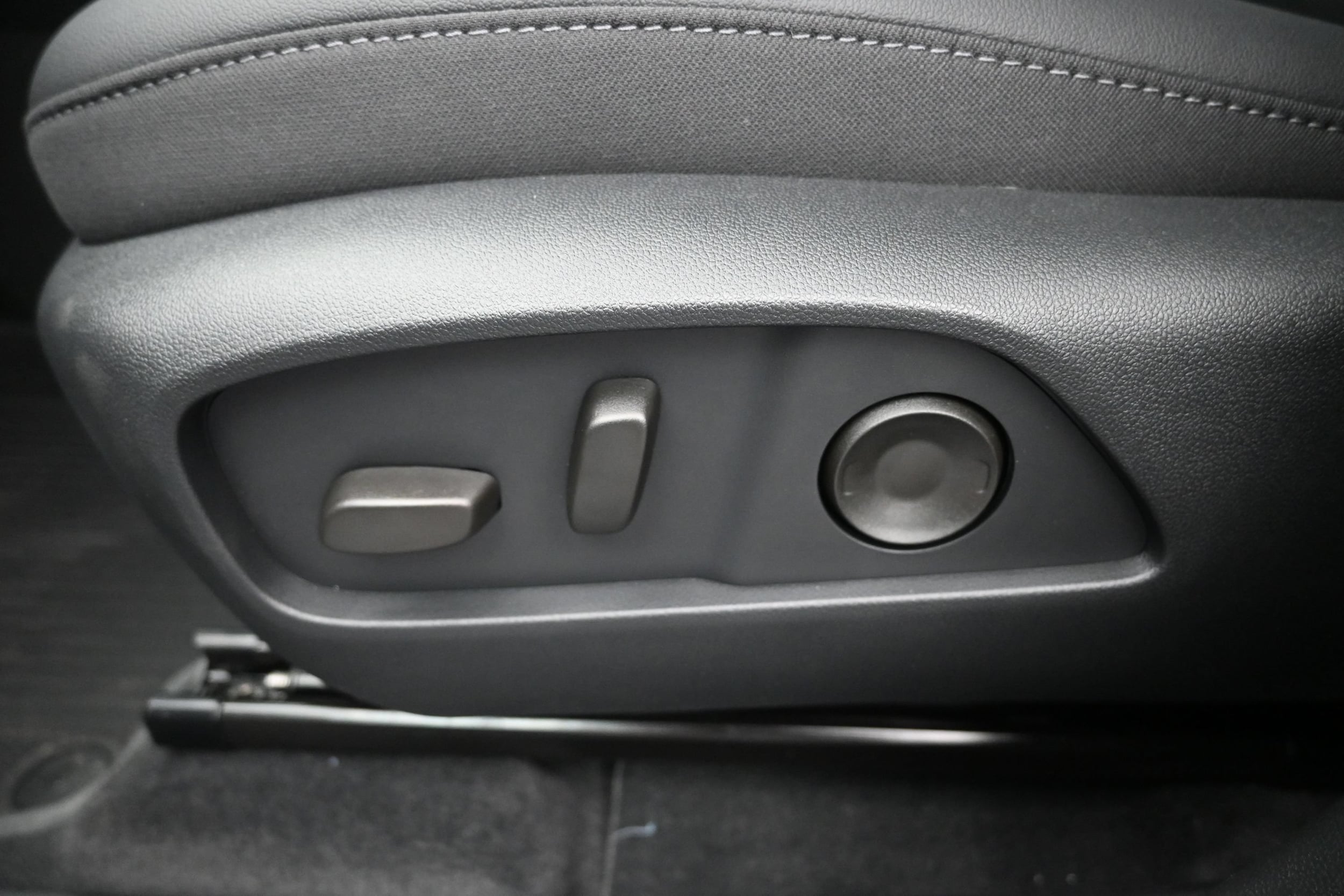 2027 Chevrolet Equinox LT - Photo 20