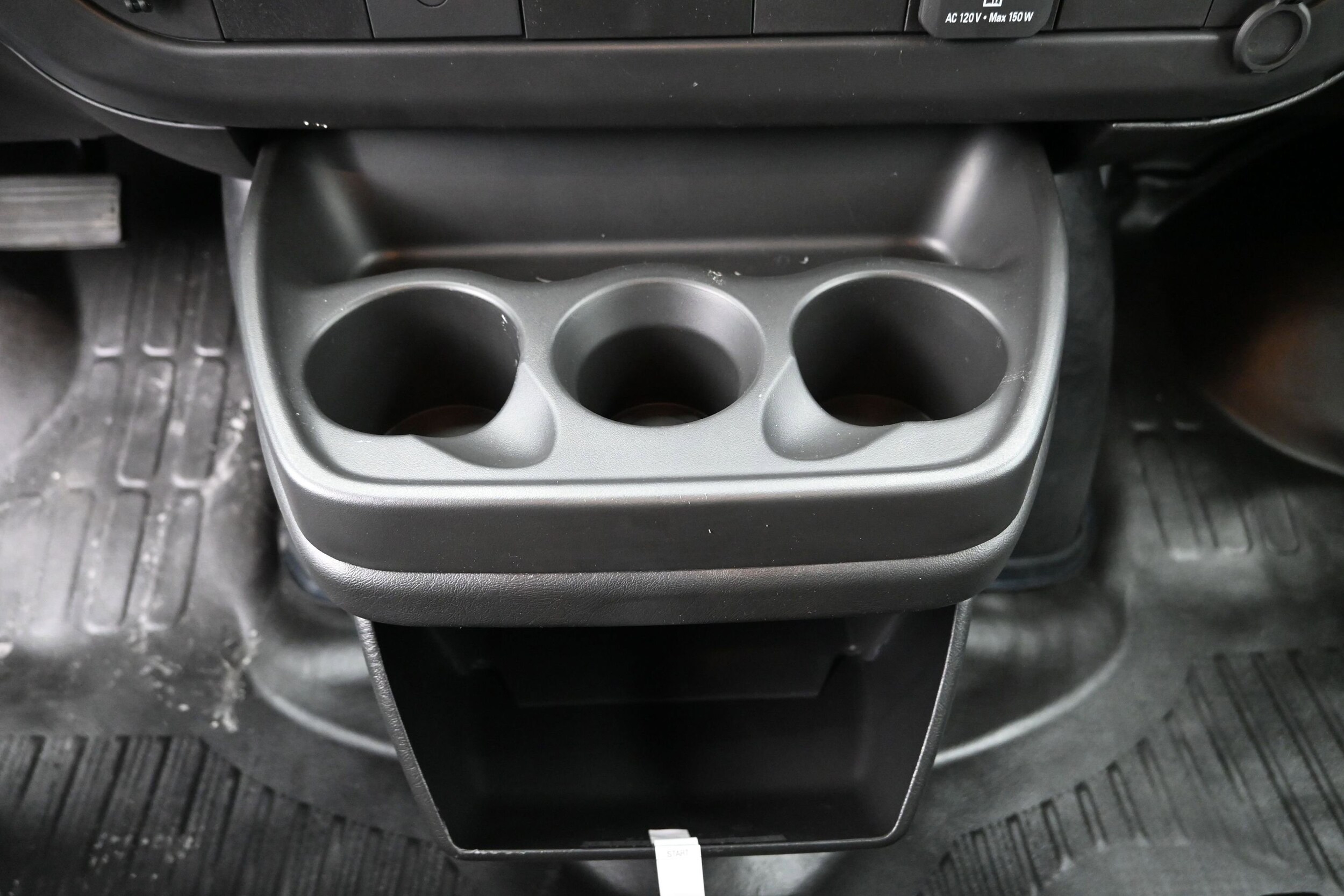 2025 Chevrolet Express Cargo Work Van - Photo 26
