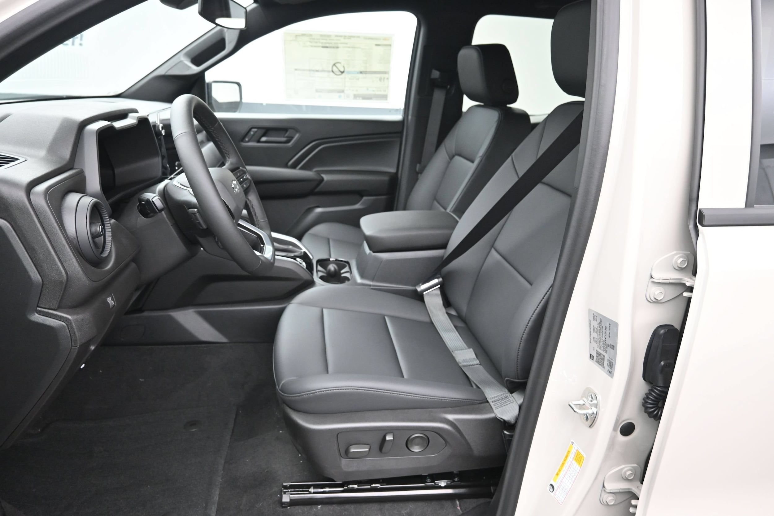 2026 Chevrolet Colorado Trail Boss - Photo 19