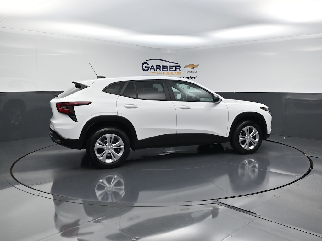 Used 2024 Chevrolet Trax LS SUV