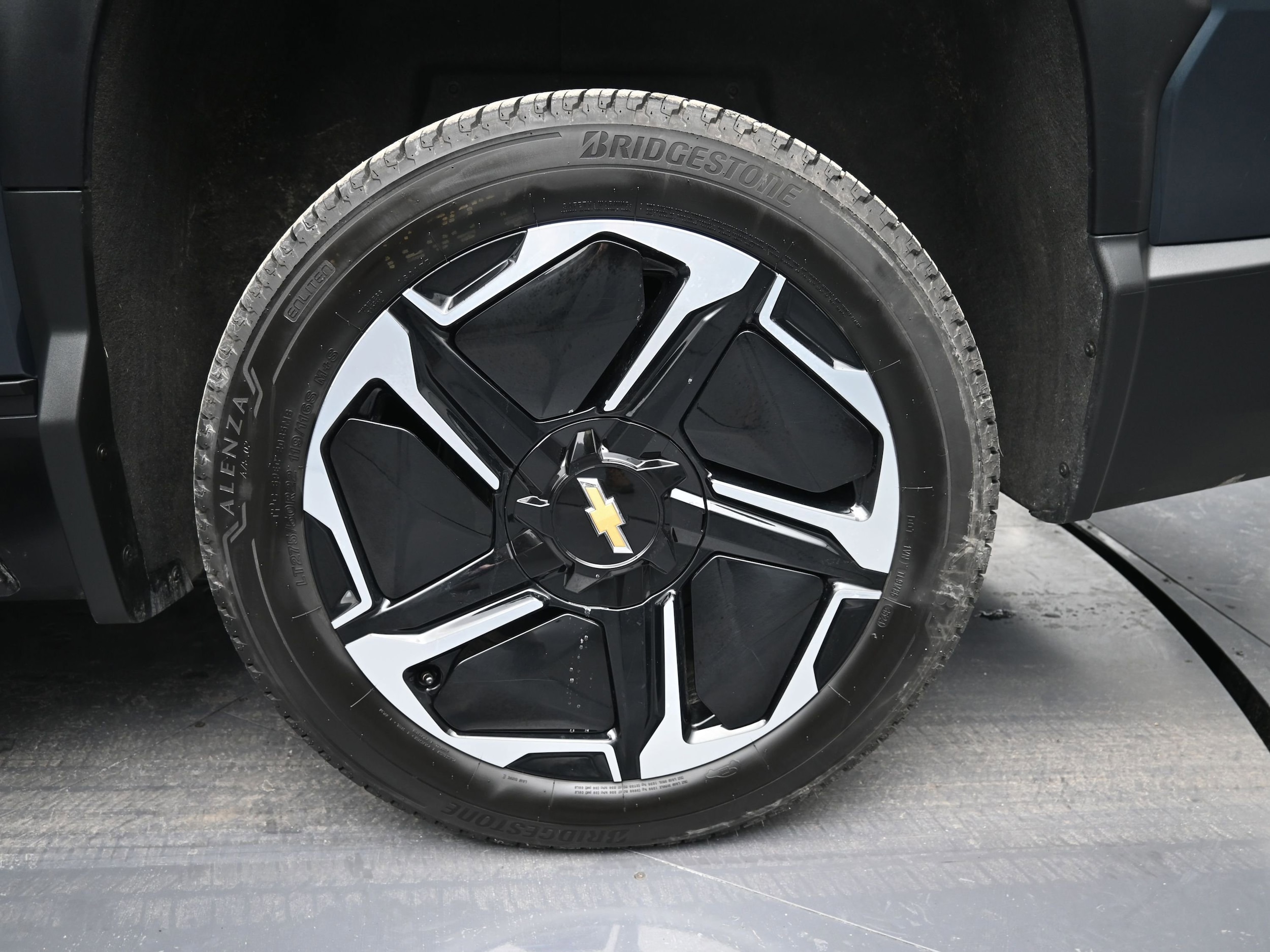 2026 Chevrolet Silverado EV LT - Photo 66