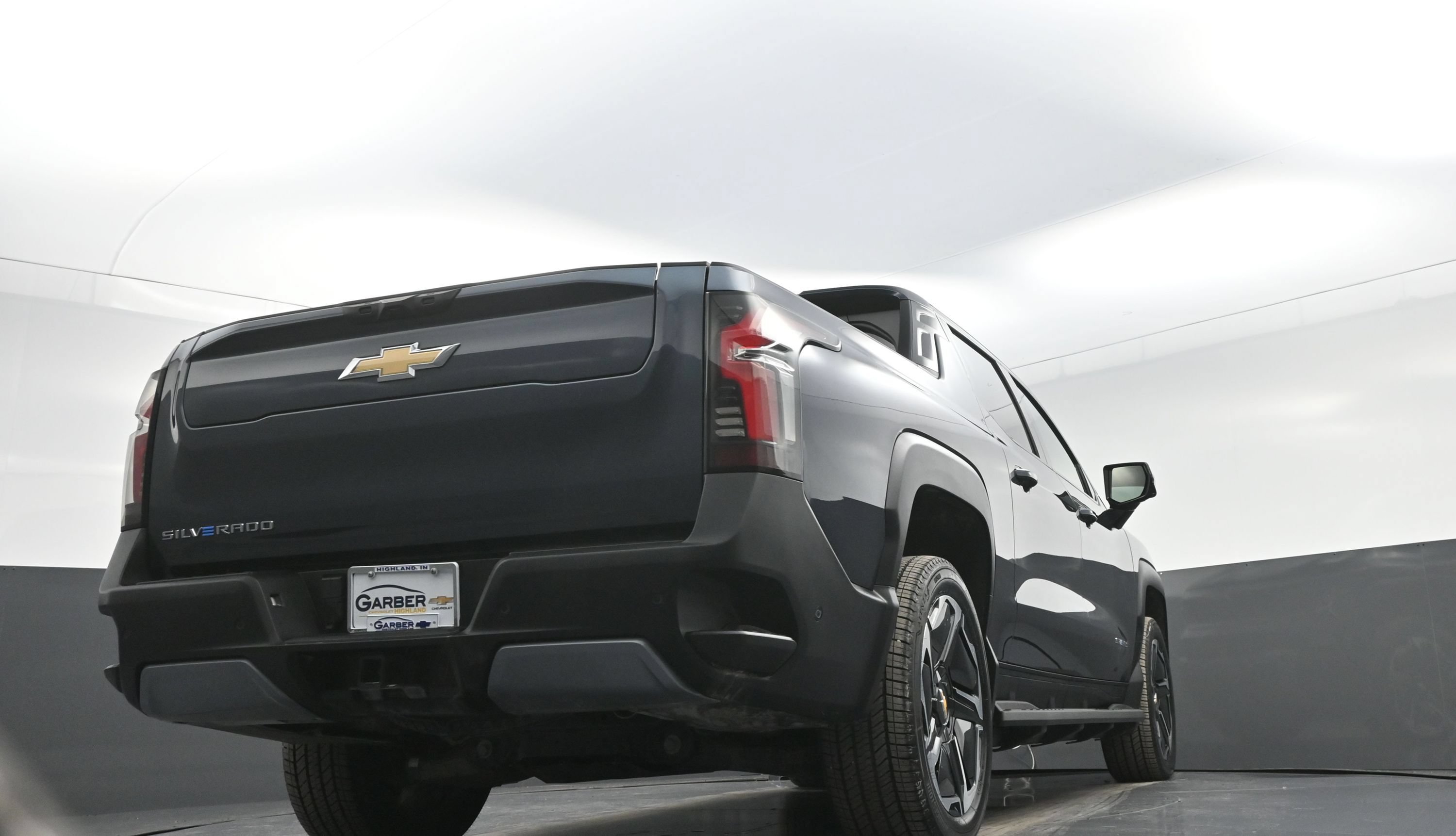 2026 Chevrolet Silverado EV LT - Photo 12