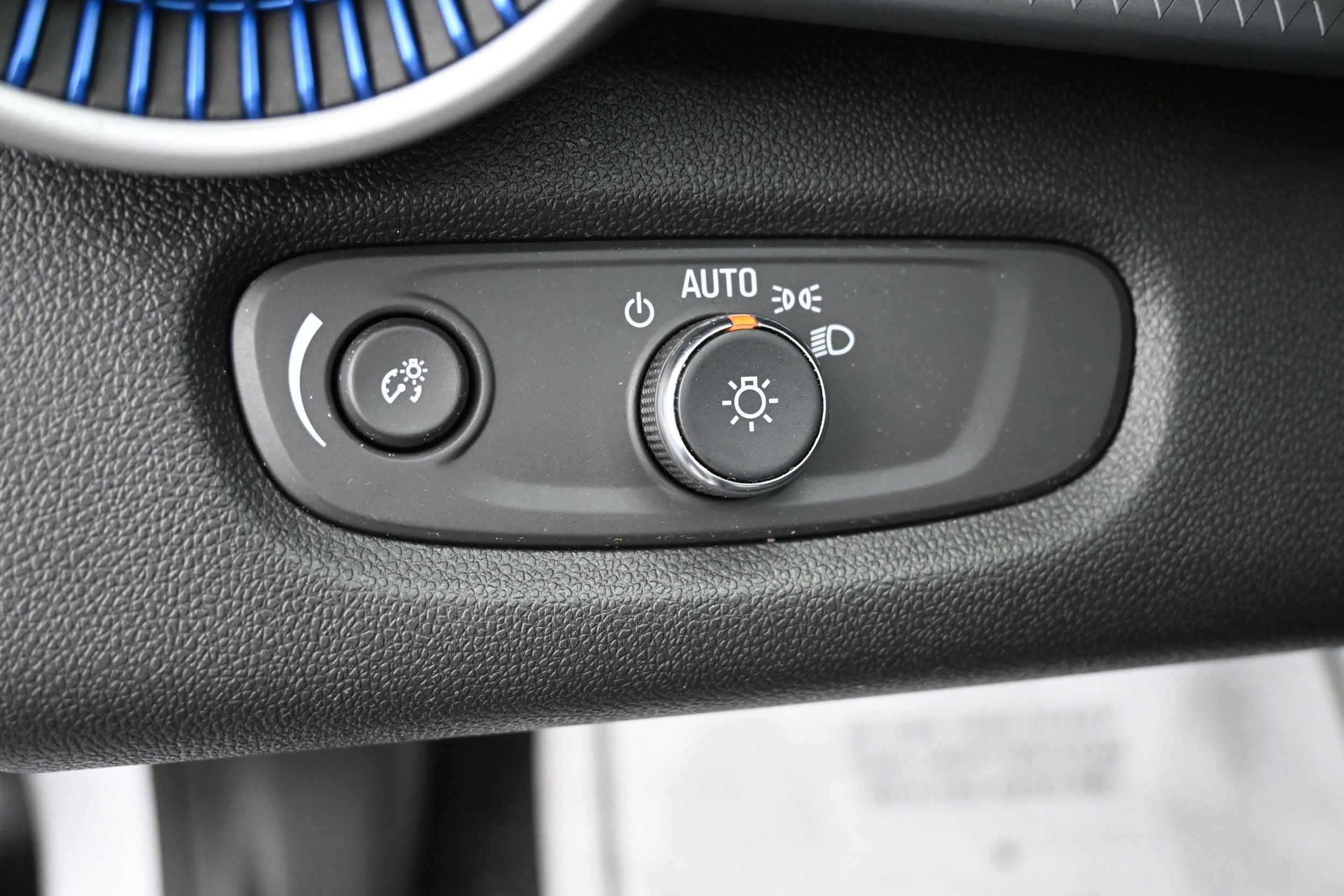 2024 Chevrolet Trax LS - Photo 24