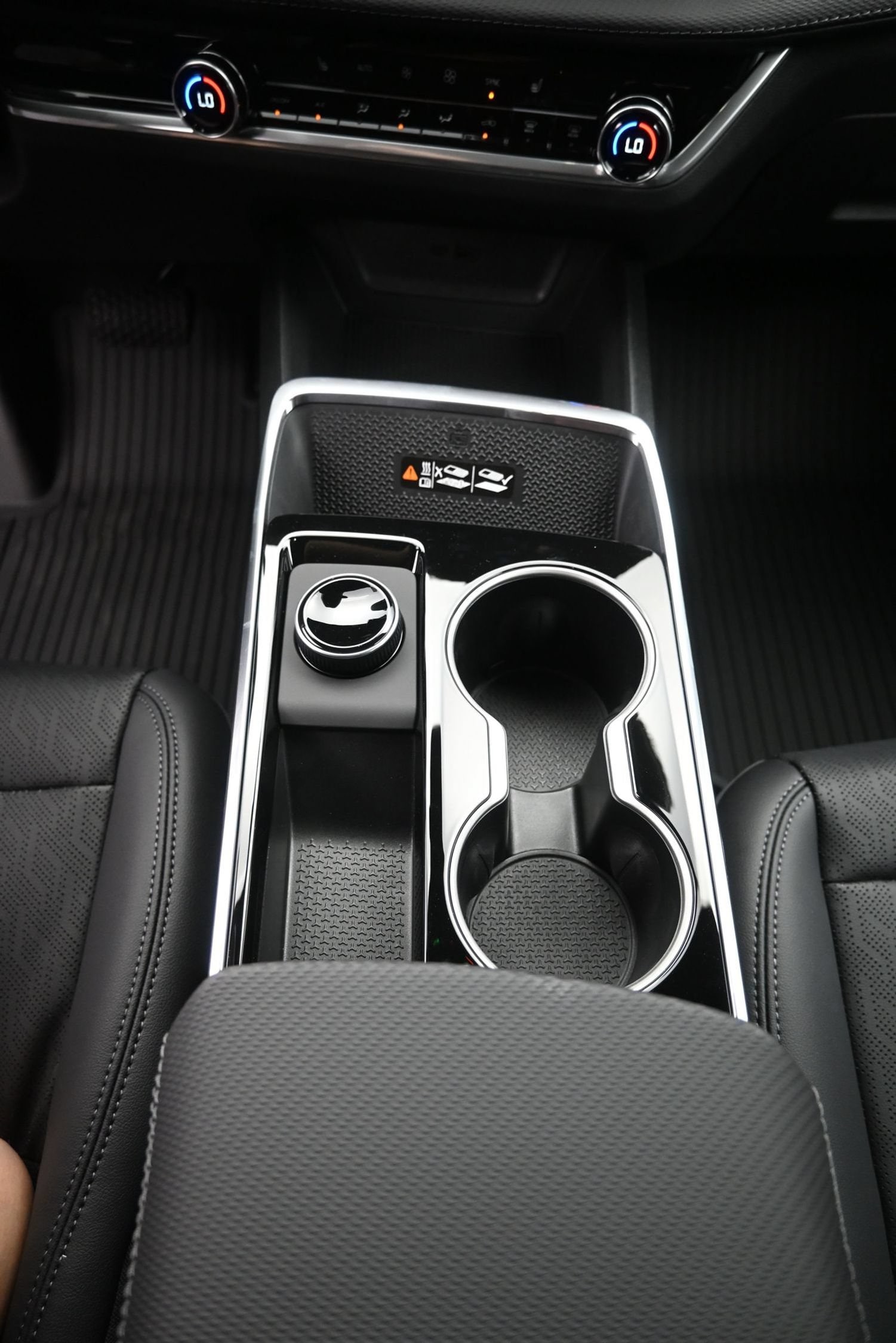 2027 Chevrolet Equinox LT - Photo 43