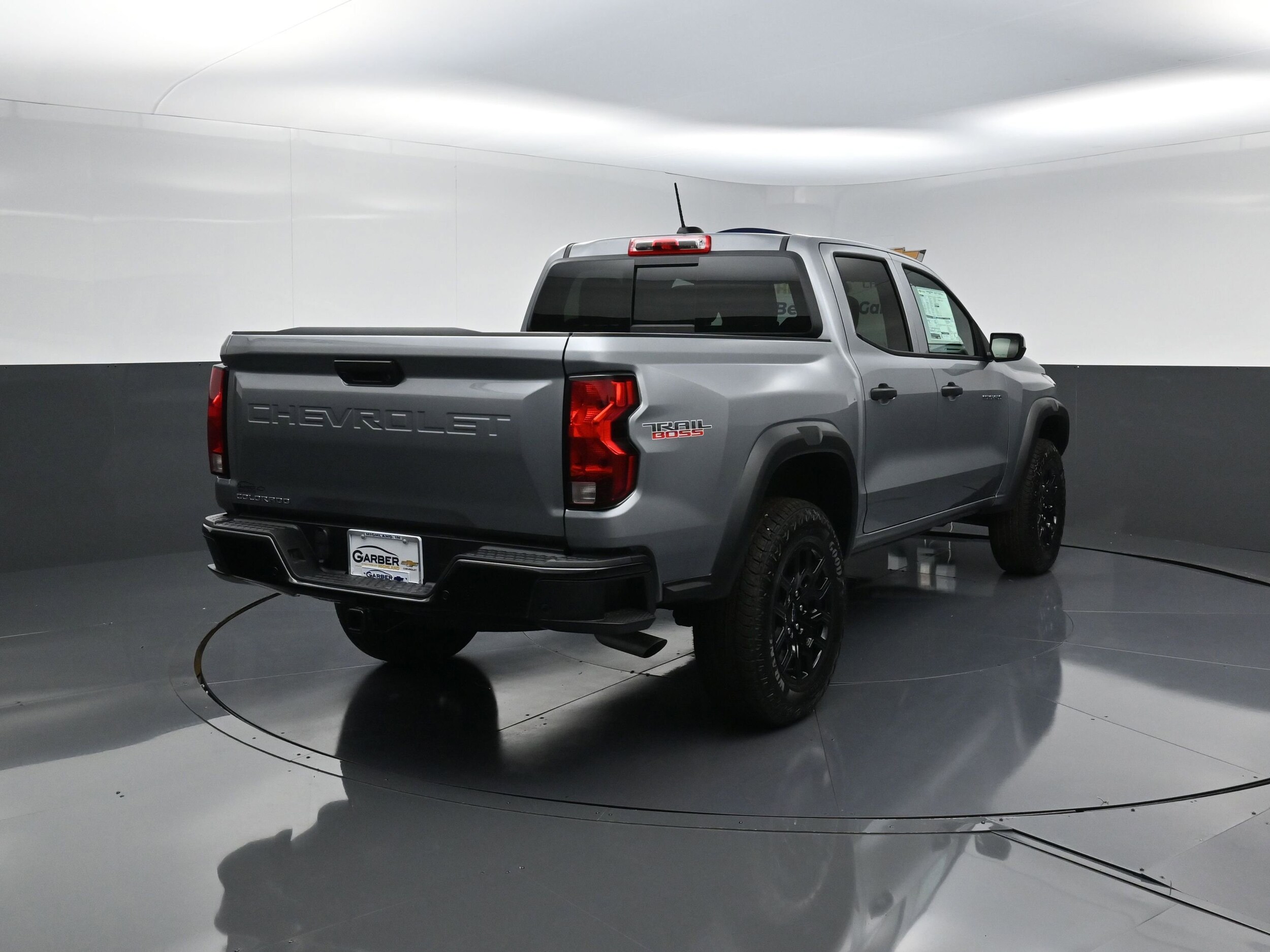 2026 Chevrolet Colorado Trail Boss photo 3