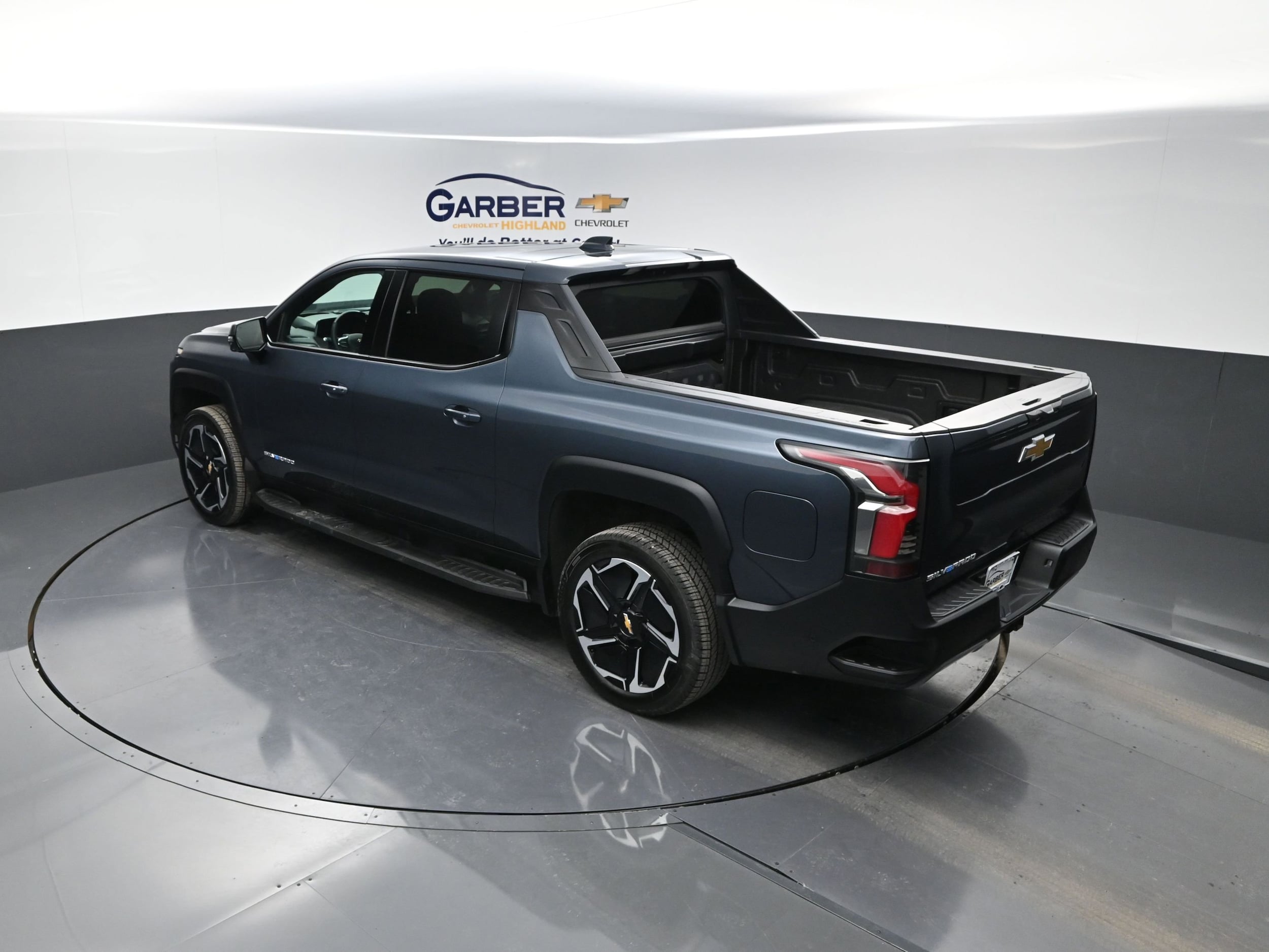 2026 Chevrolet Silverado EV LT - Photo 13
