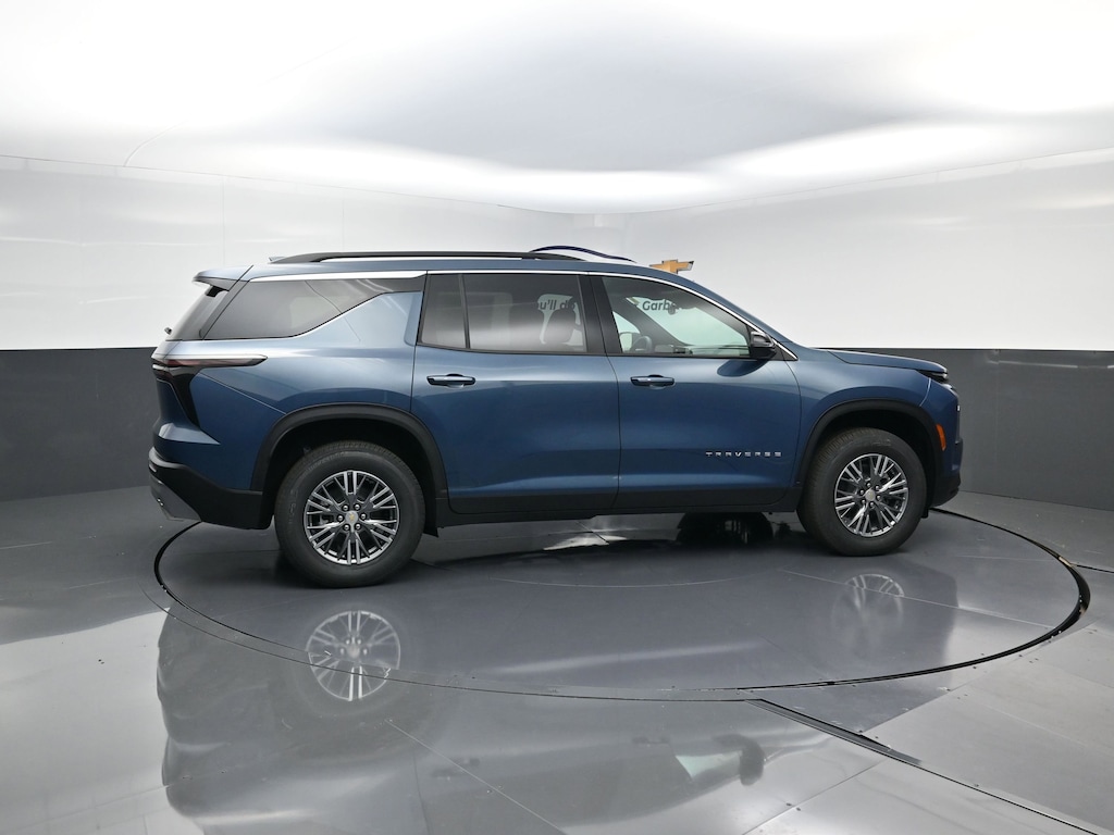 New 2026 Chevrolet Traverse LT SUV