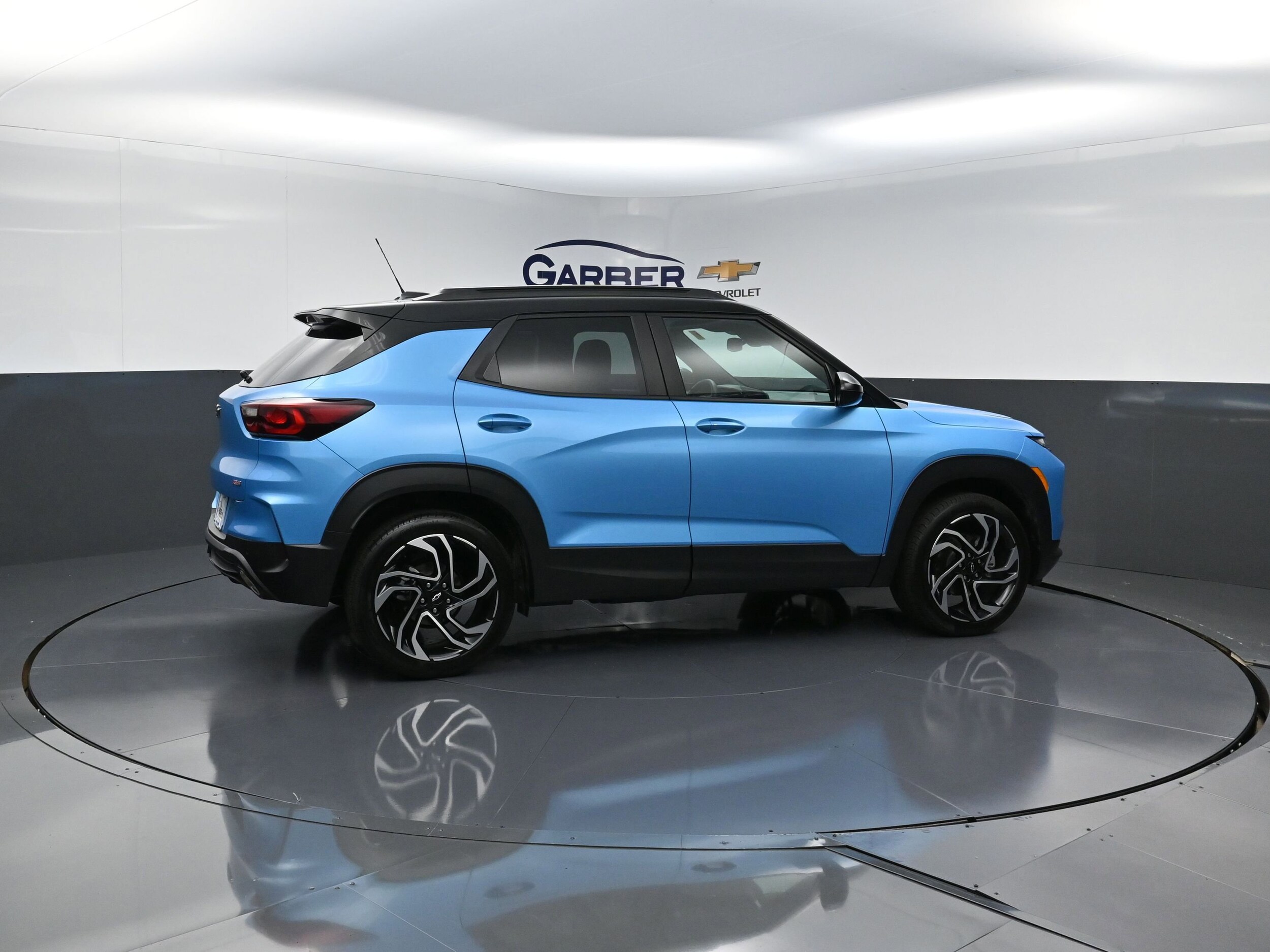 2025 Chevrolet Trailblazer RS photo 2