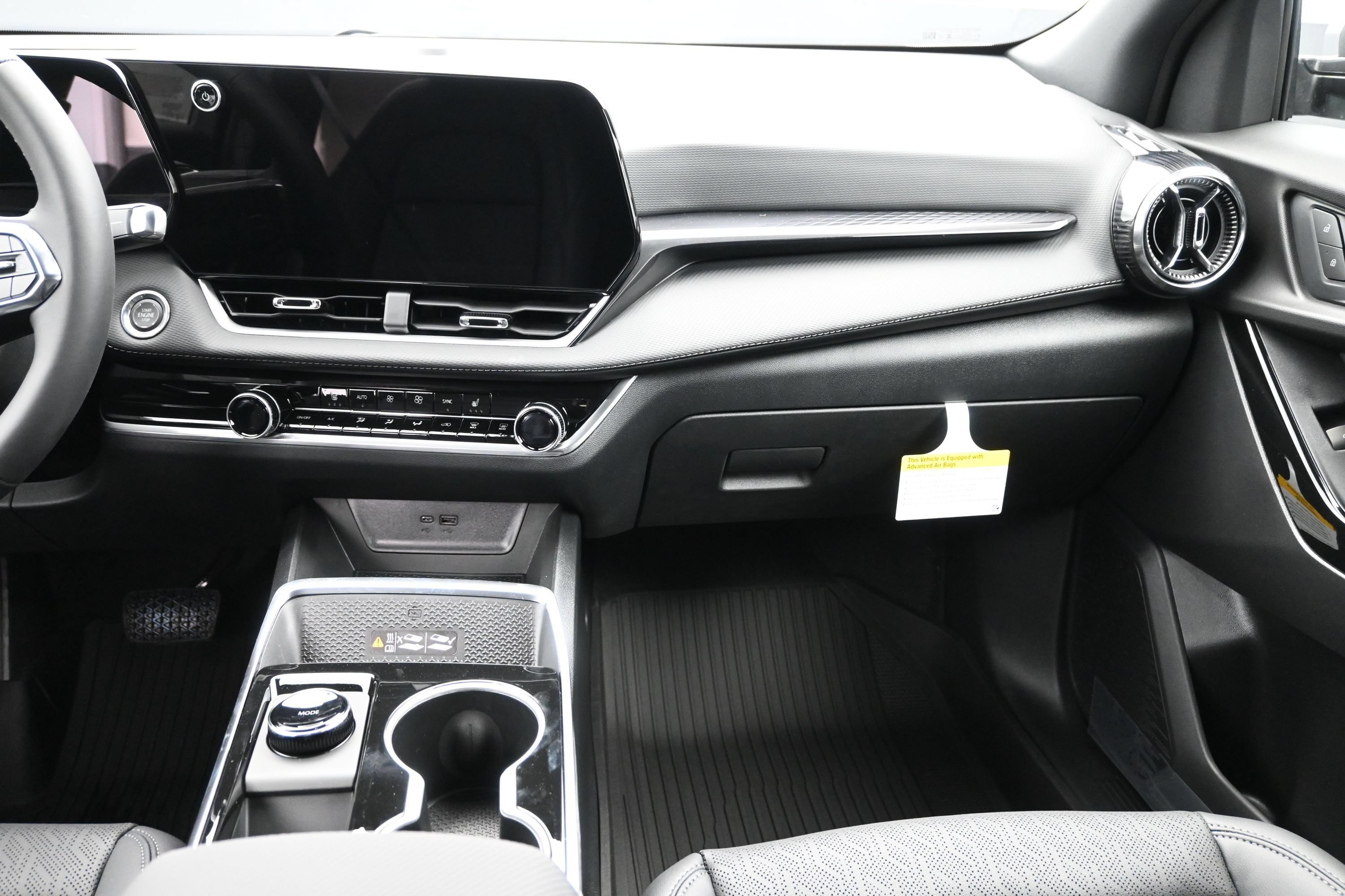 2027 Chevrolet Equinox LT - Photo 17