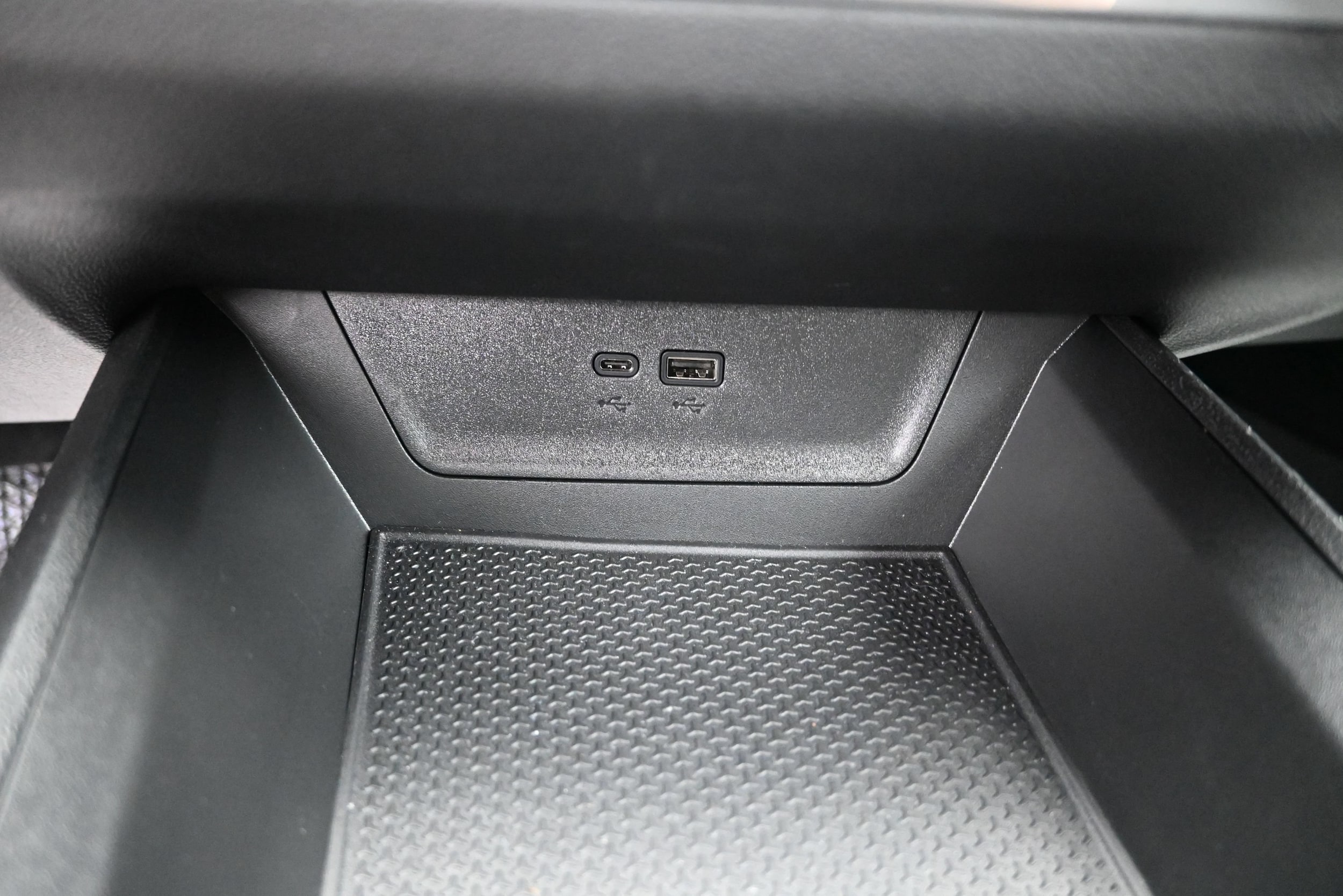 2027 Chevrolet Equinox LT - Photo 39