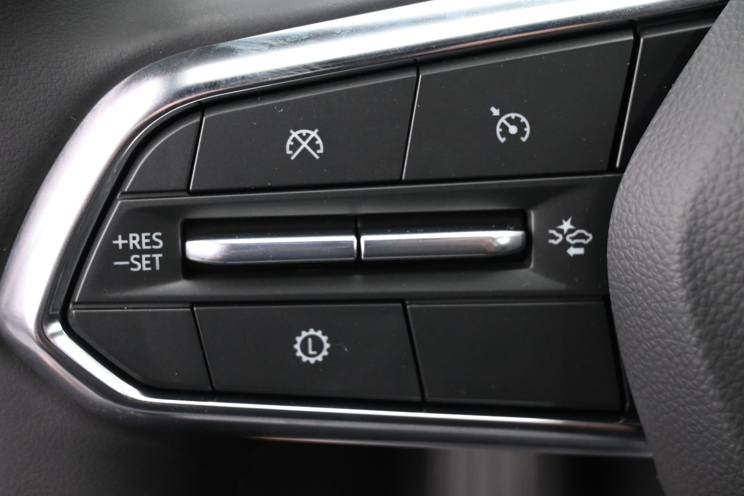 2027 Chevrolet Equinox LT - Photo 26