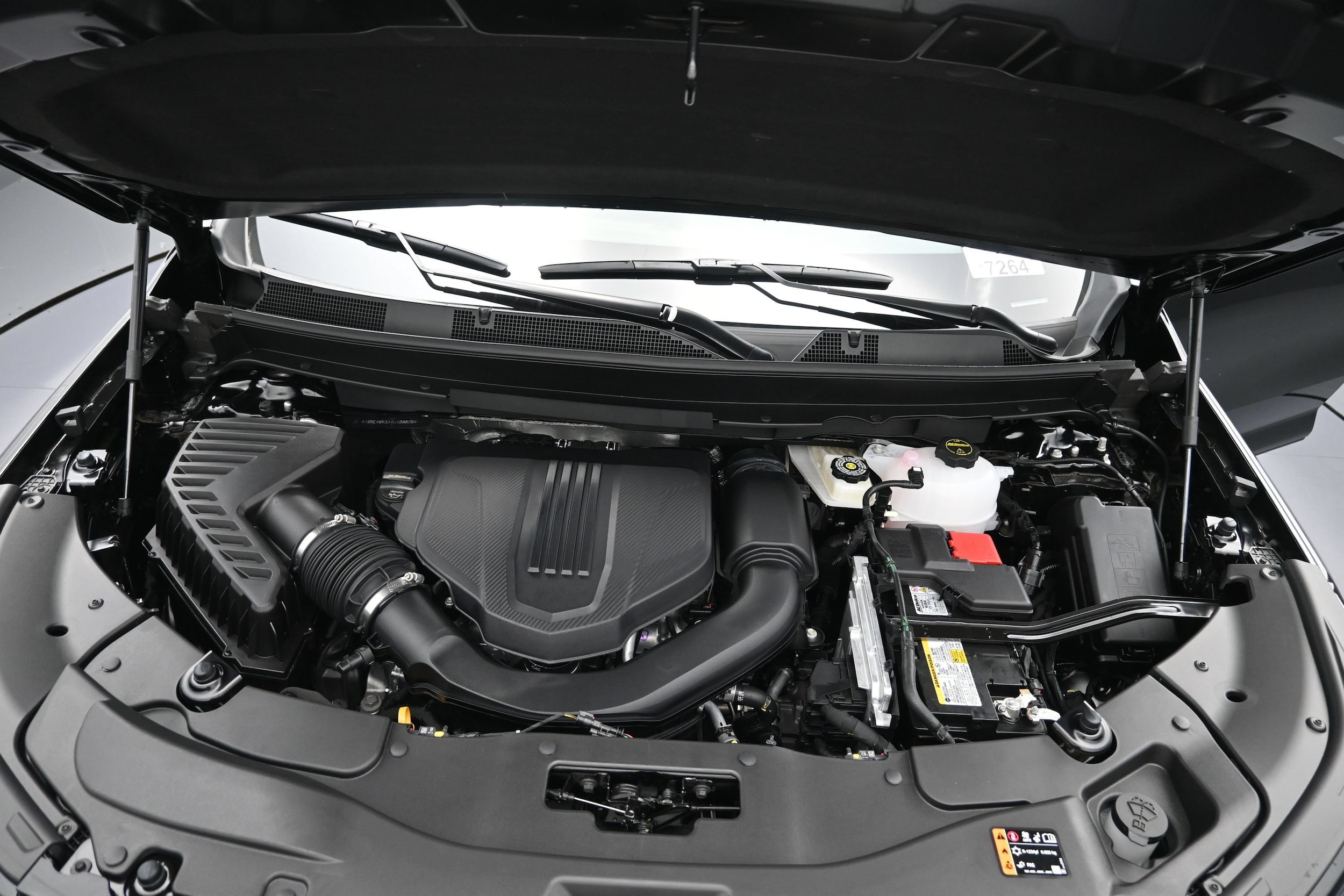 2027 Chevrolet Traverse LT - Photo 57