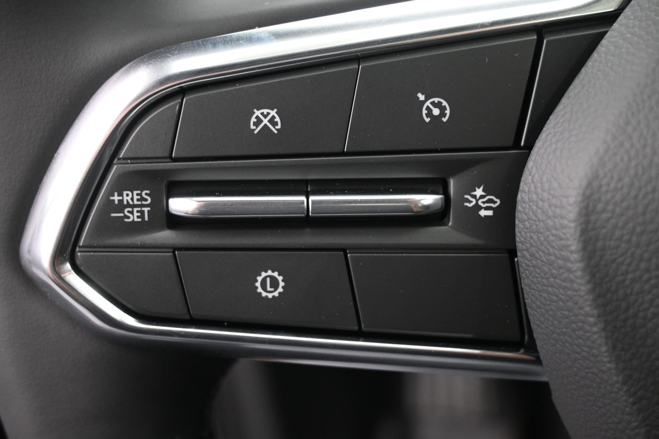 2027 Chevrolet Equinox LT - Photo 27
