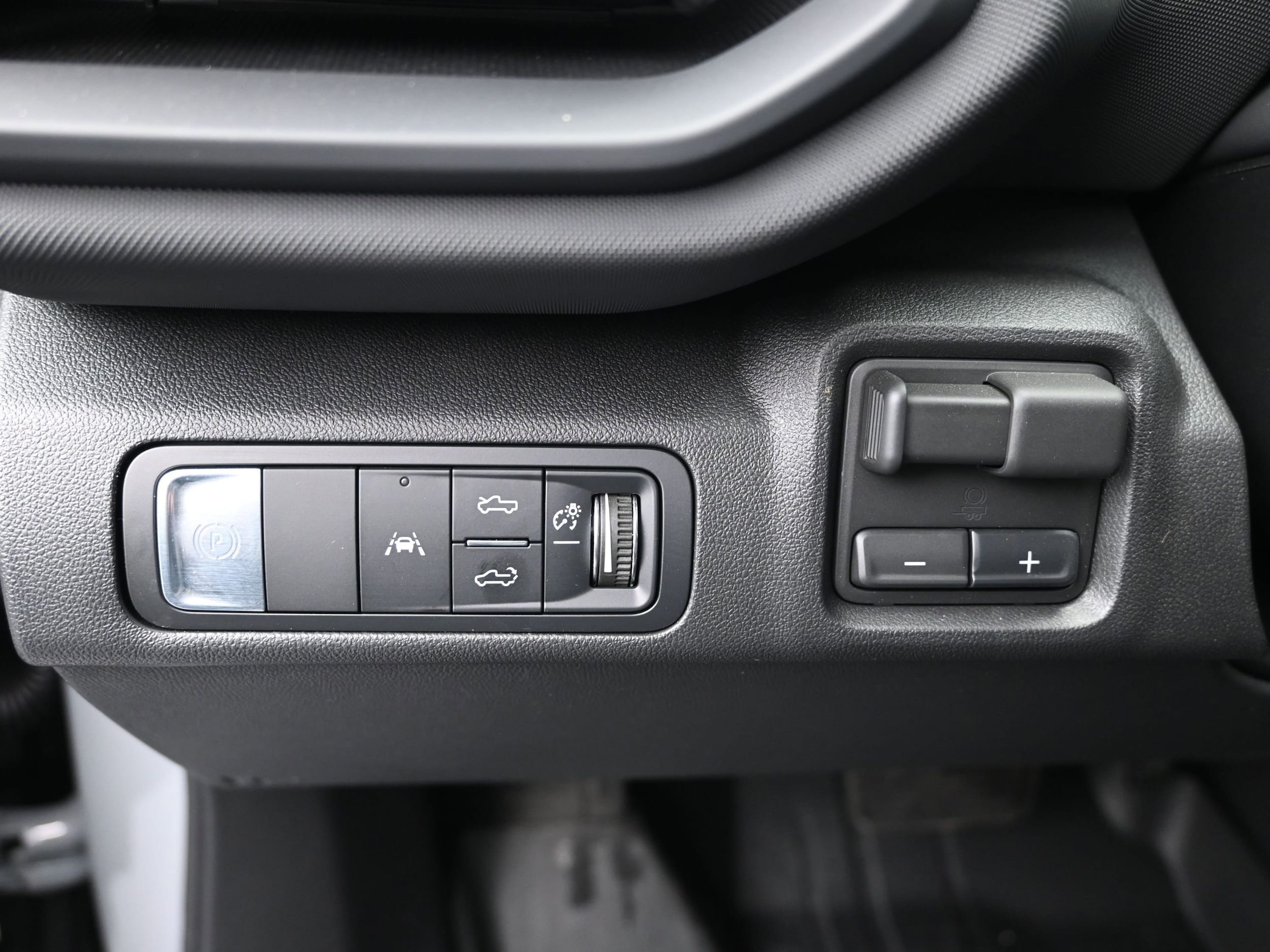 2026 Chevrolet Silverado EV LT - Photo 27