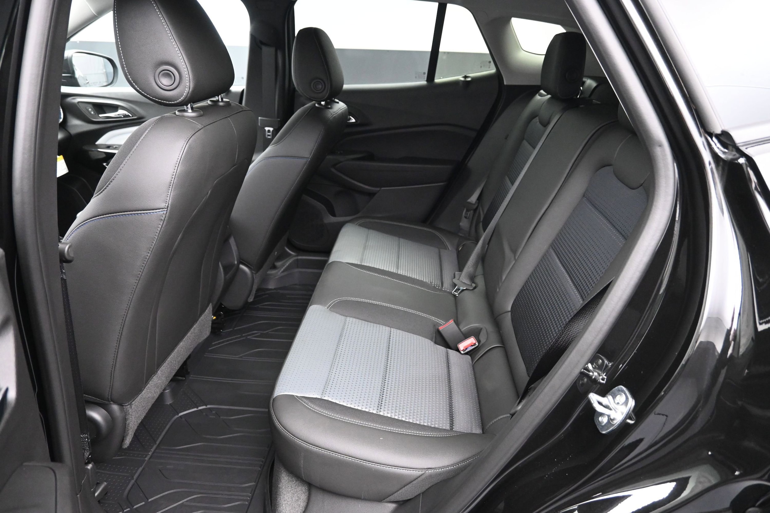 2026 Chevrolet Trax LT - Photo 44