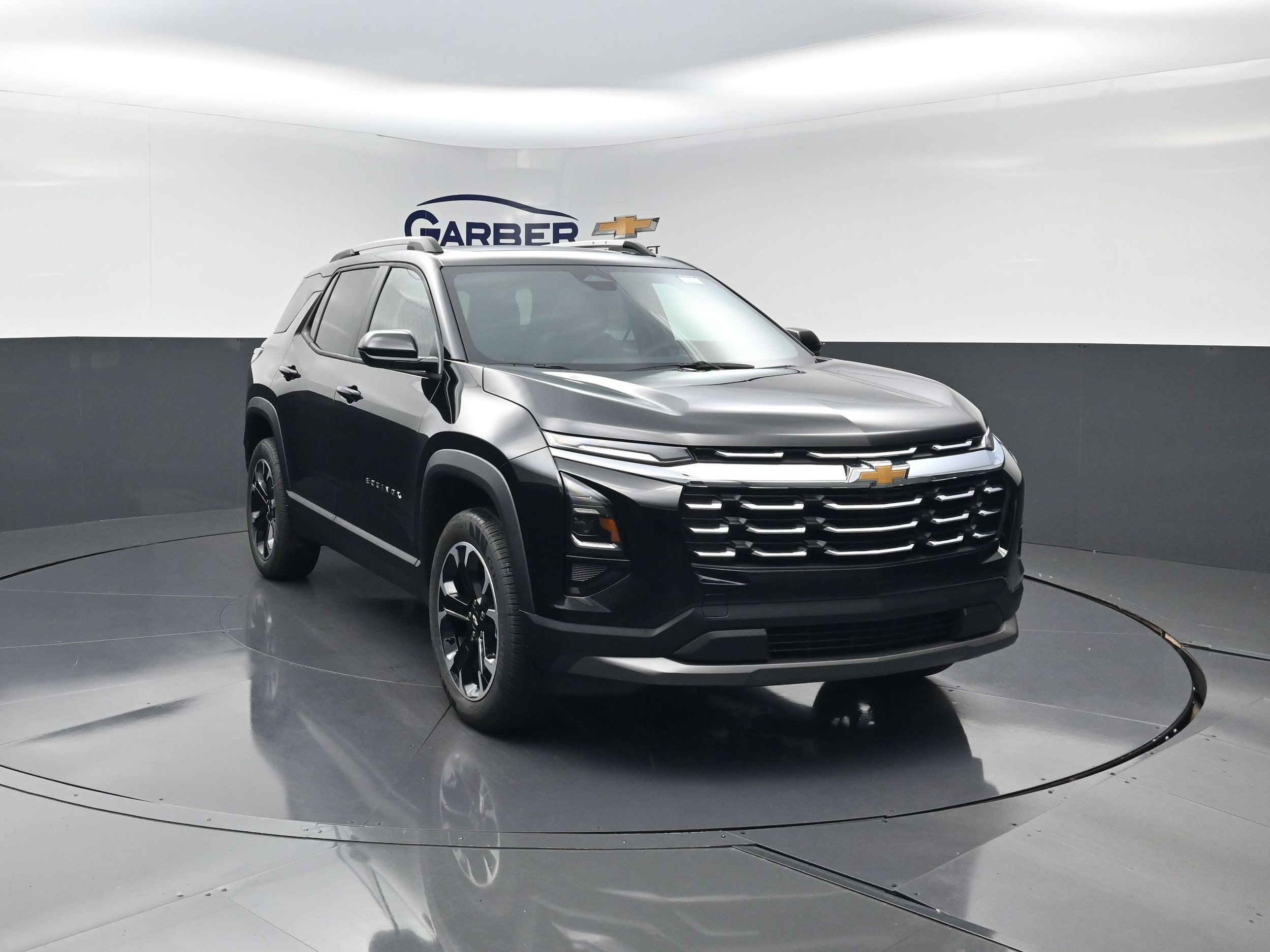 2027 Chevrolet Equinox LT - Photo 8