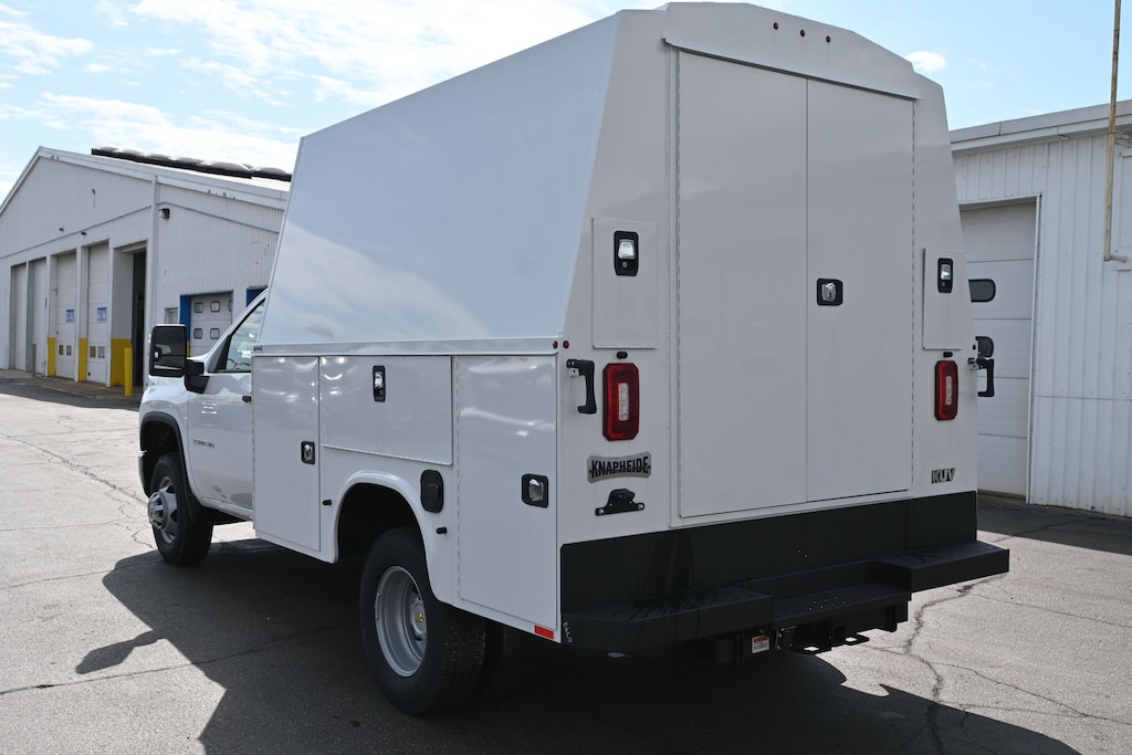 New 2026 Chevrolet Silverado 3500 HD Chassis Cab Work Truck Truck