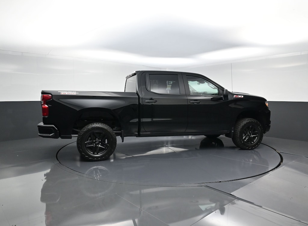 New 2026 Chevrolet Silverado 1500 Custom Trail Boss Truck