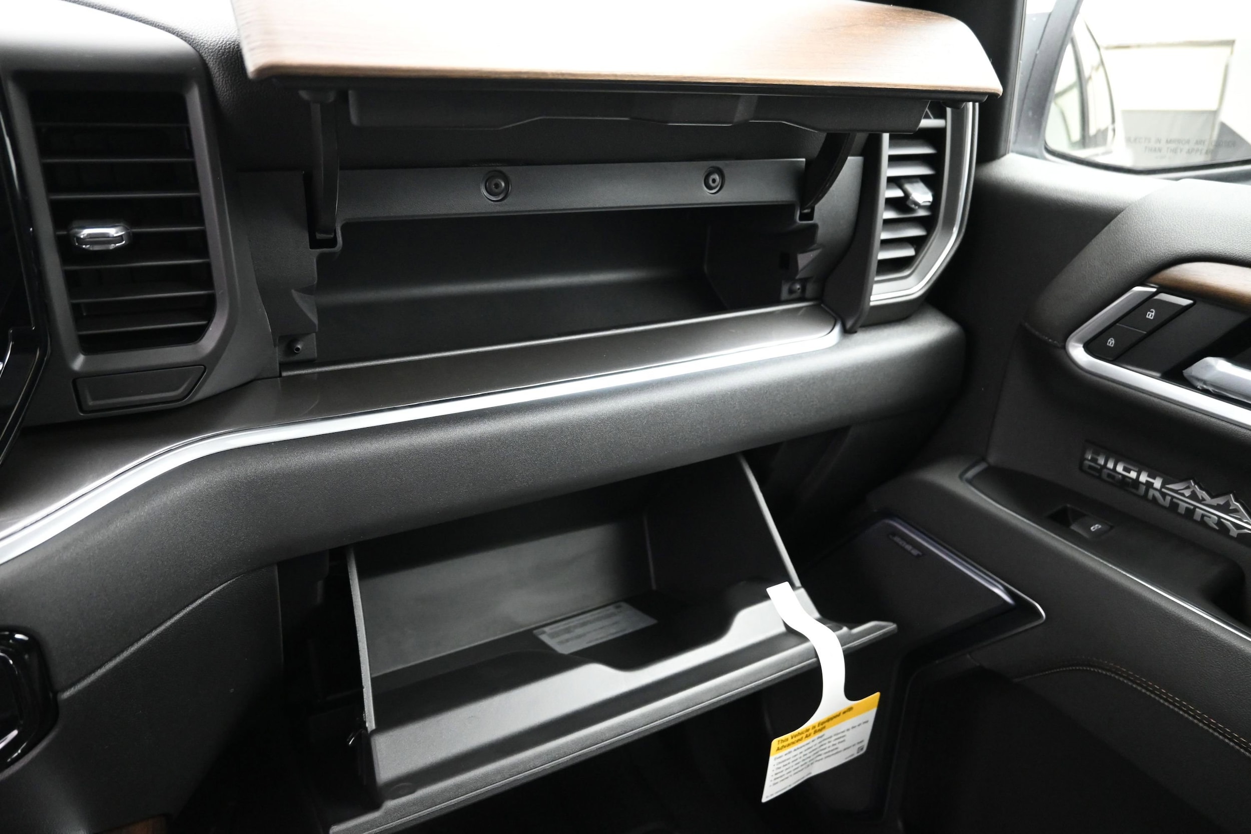 2026 Chevrolet Silverado 1500 High Country - Photo 56