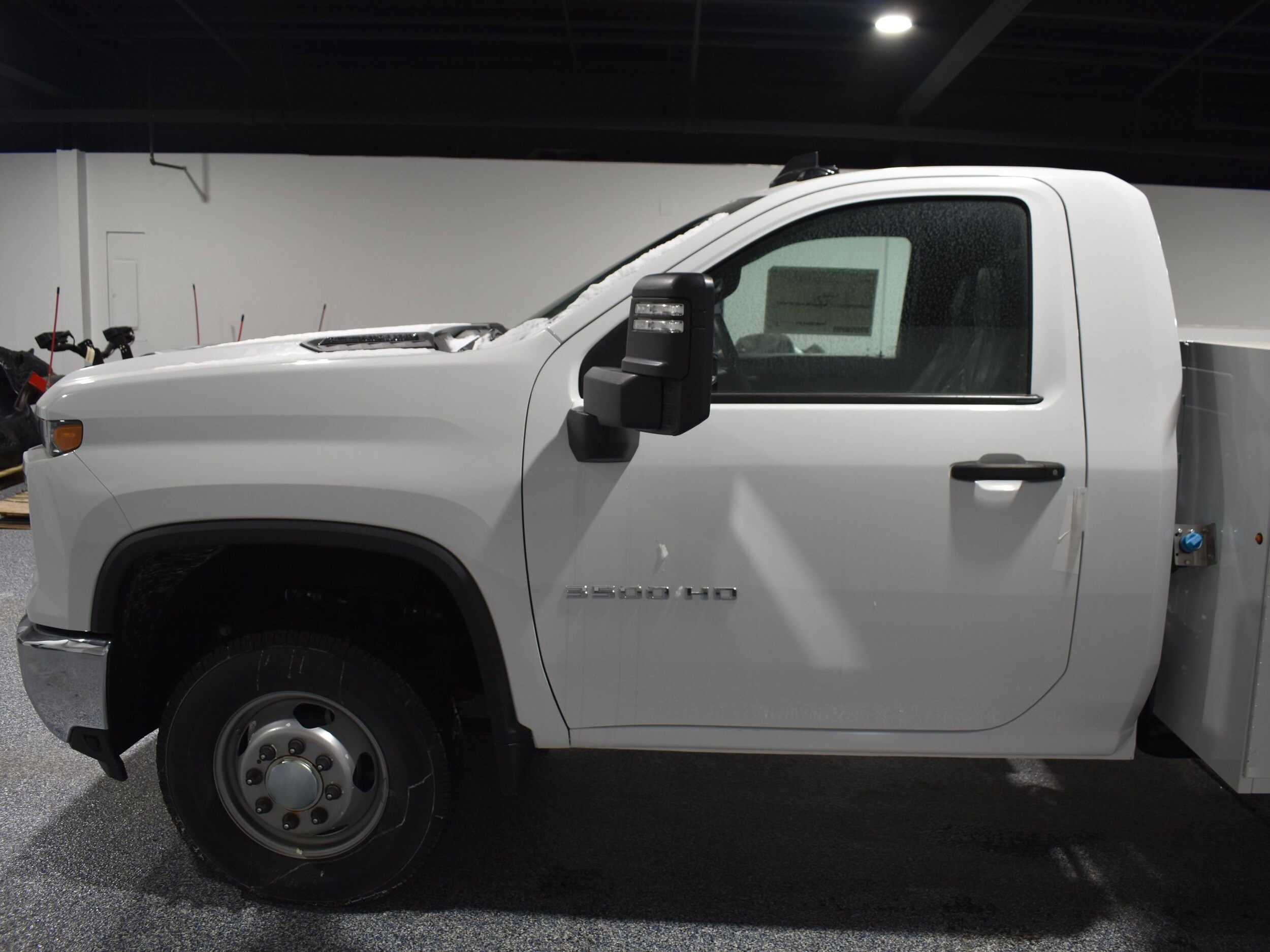 2025 Chevrolet Silverado 3500HD Work Truck photo 4