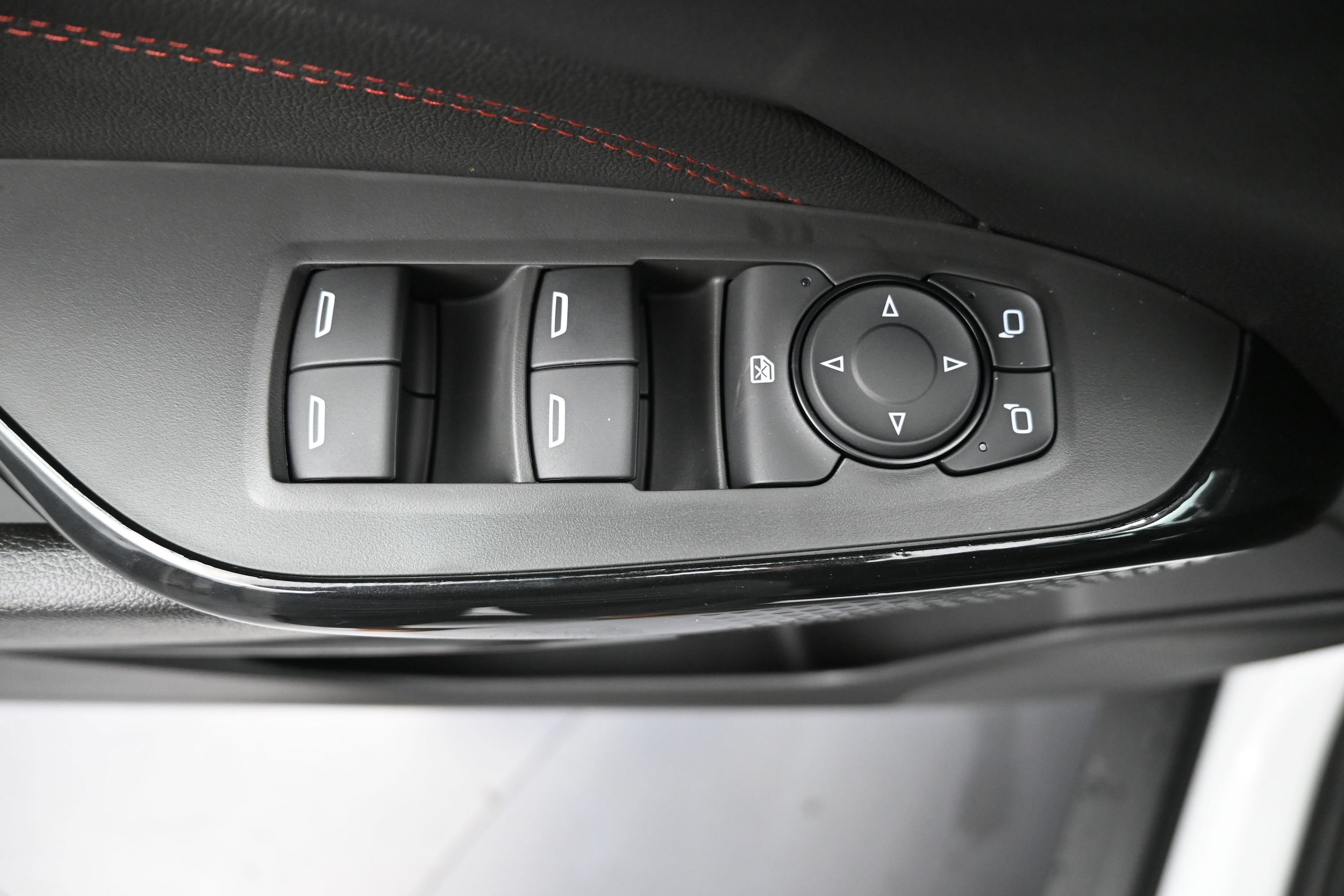 2026 Chevrolet Trax RS - Photo 24