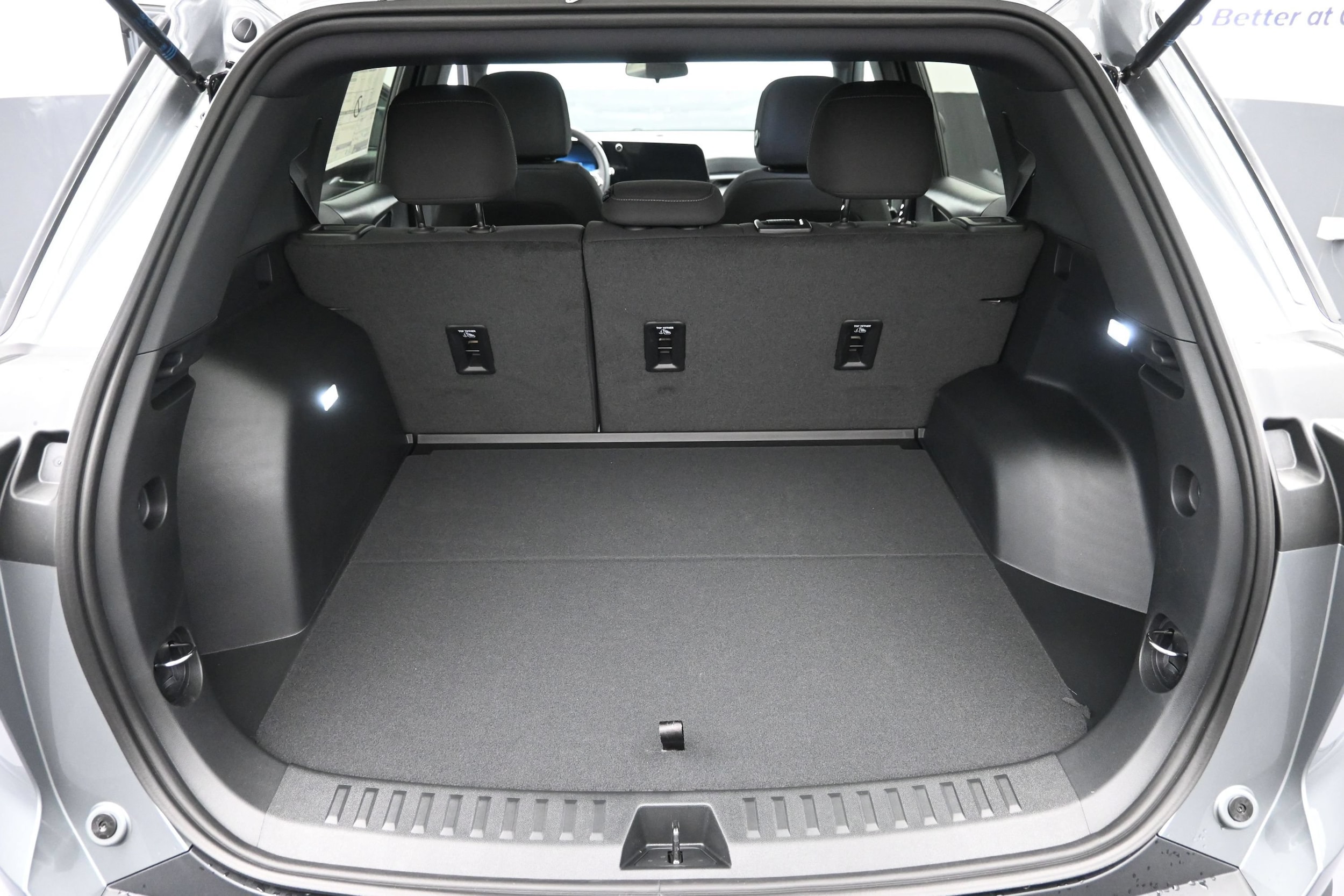 2027 Chevrolet Equinox LT - Photo 47