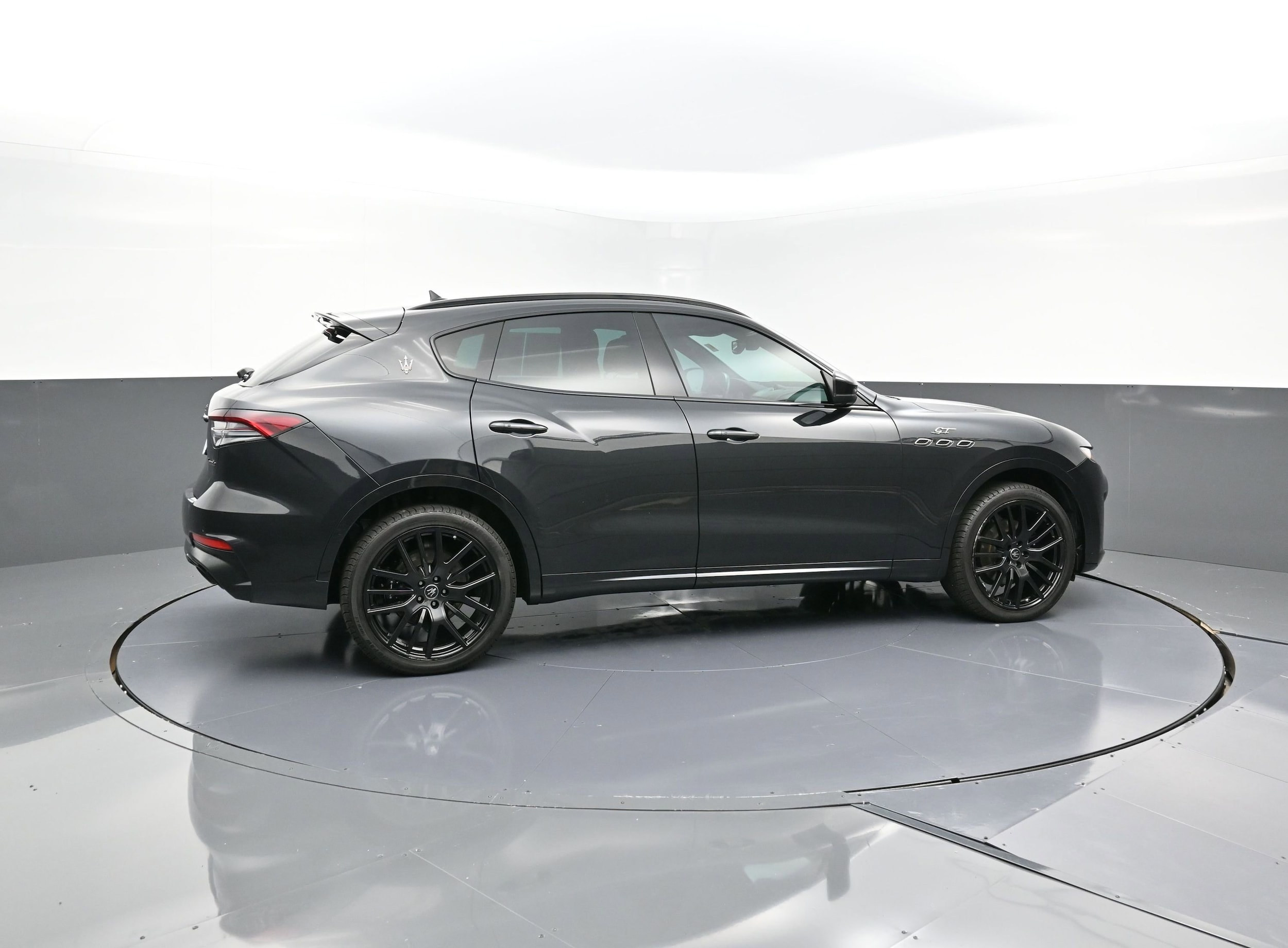 Used 2022 Maserati Levante GT with VIN ZN661XUA2NX392852 for sale in Highland, IN