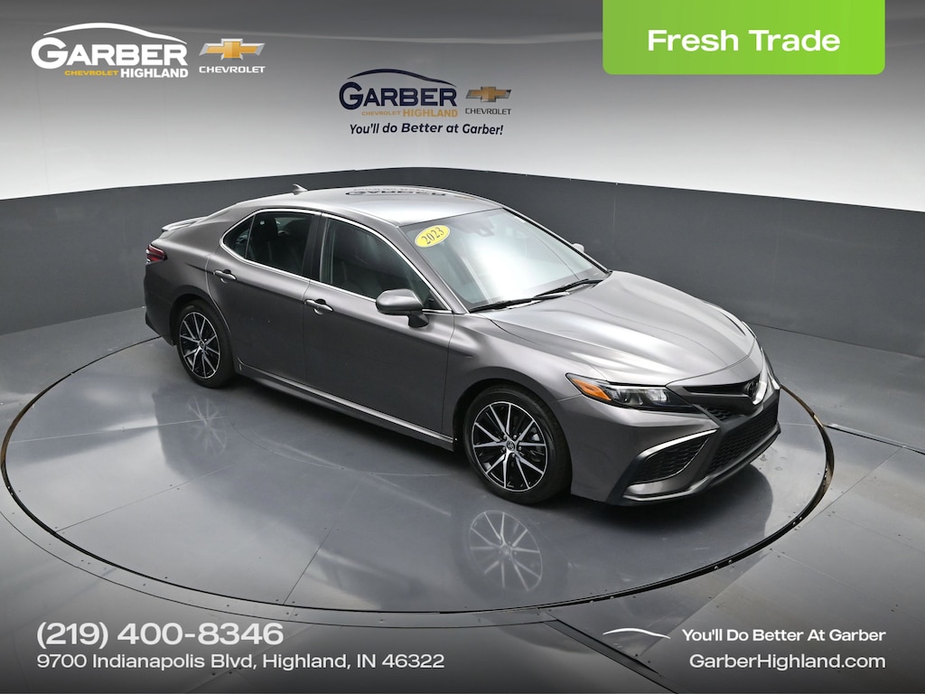 Used 2023 Toyota Camry SE Sedan