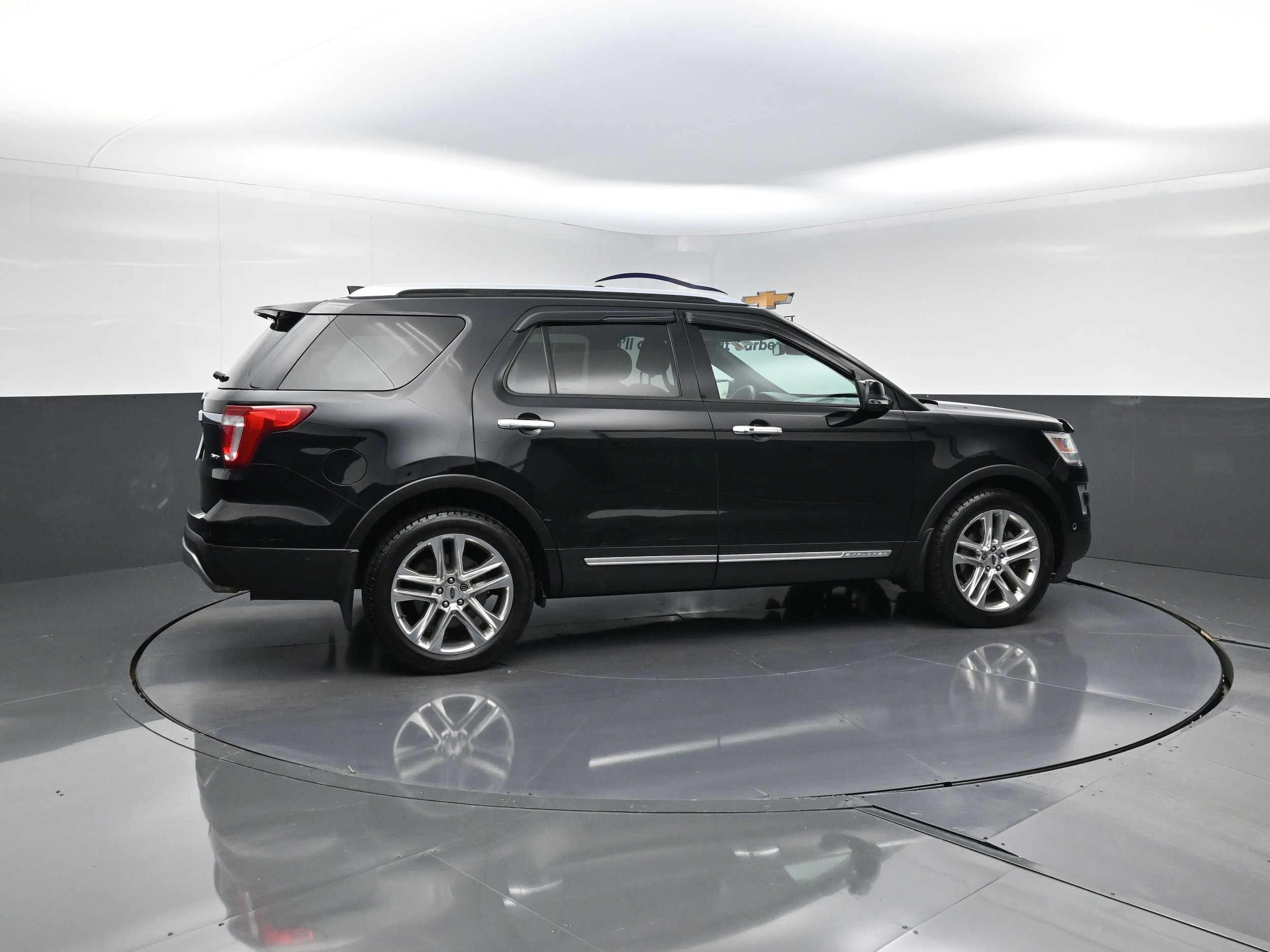 Used 2017 Ford Explorer Limited with VIN 1FM5K8F87HGC19130 for sale in Highland, IN