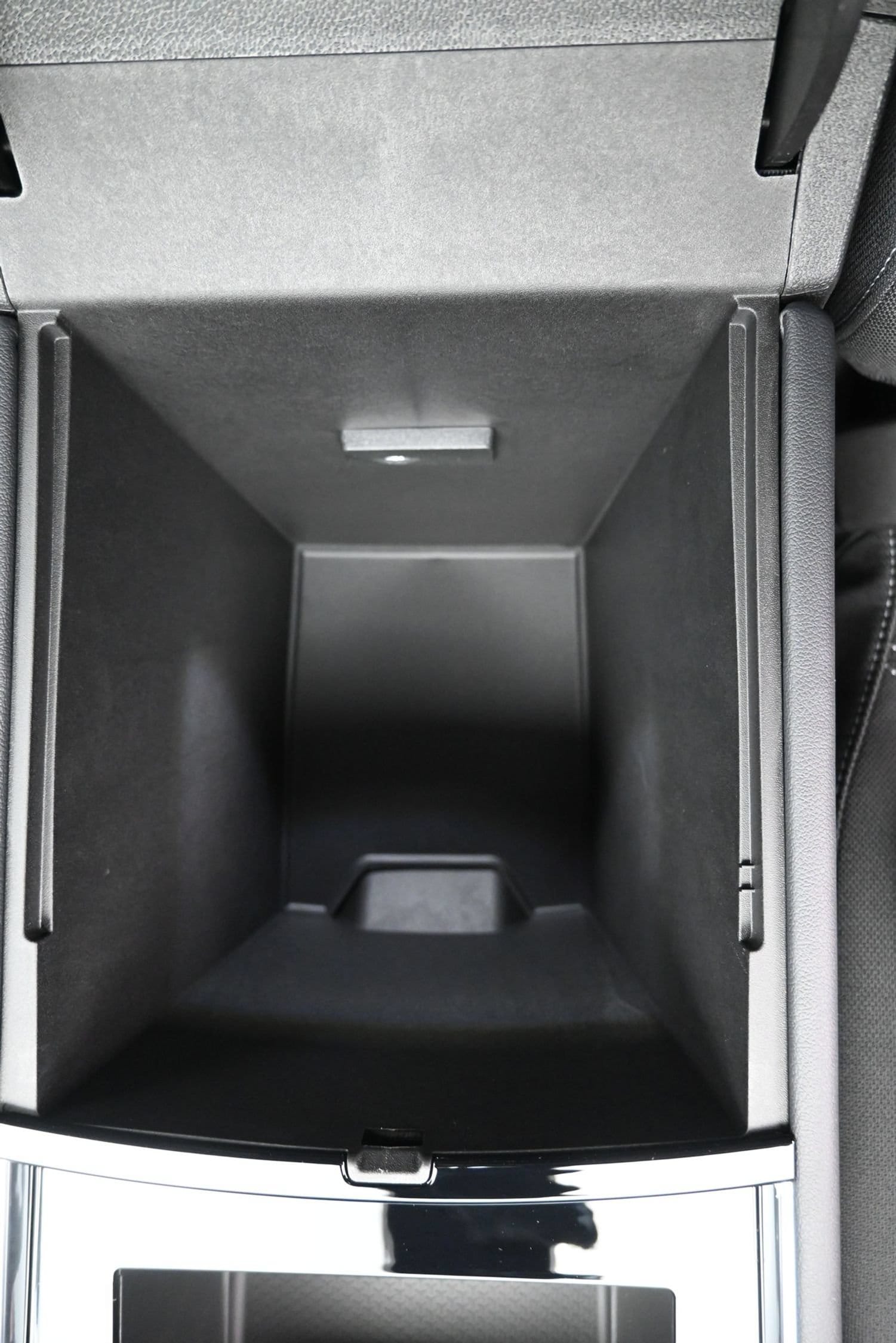 2027 Chevrolet Traverse LT - Photo 44