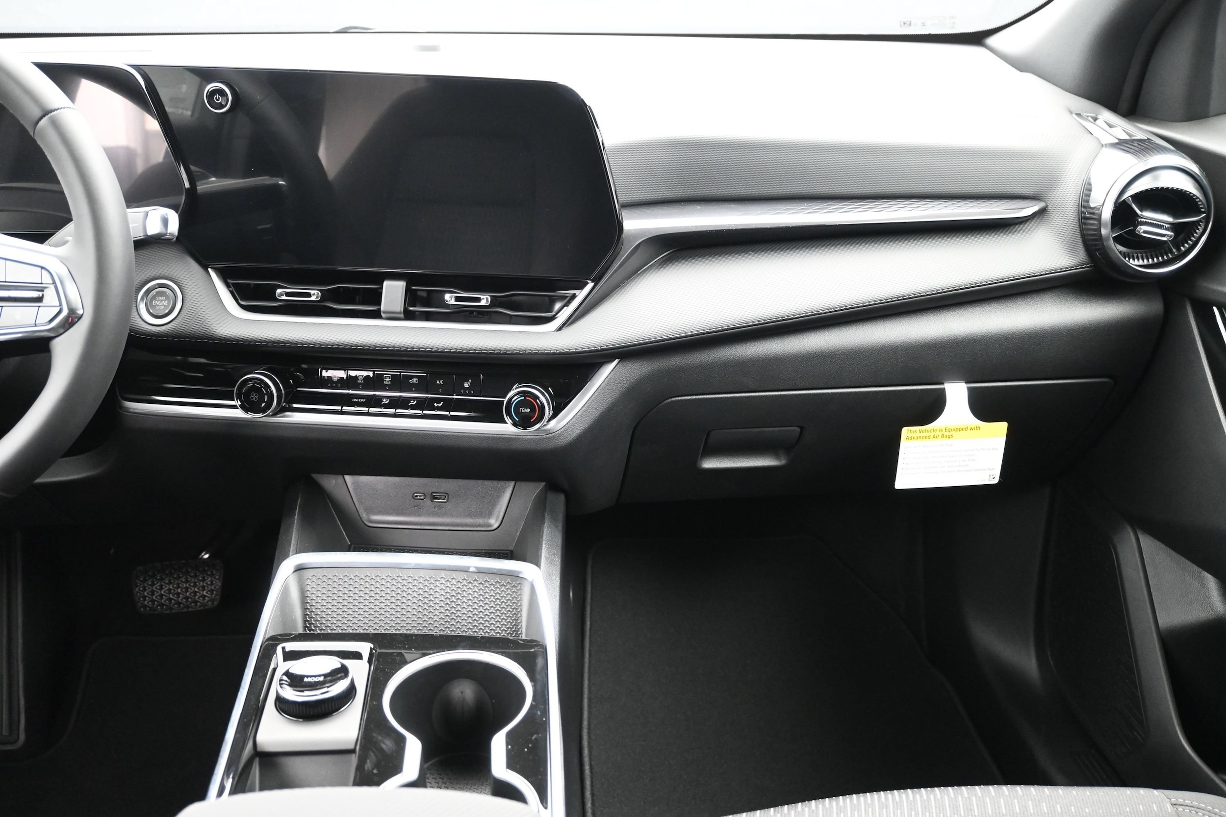 2027 Chevrolet Equinox LT - Photo 18