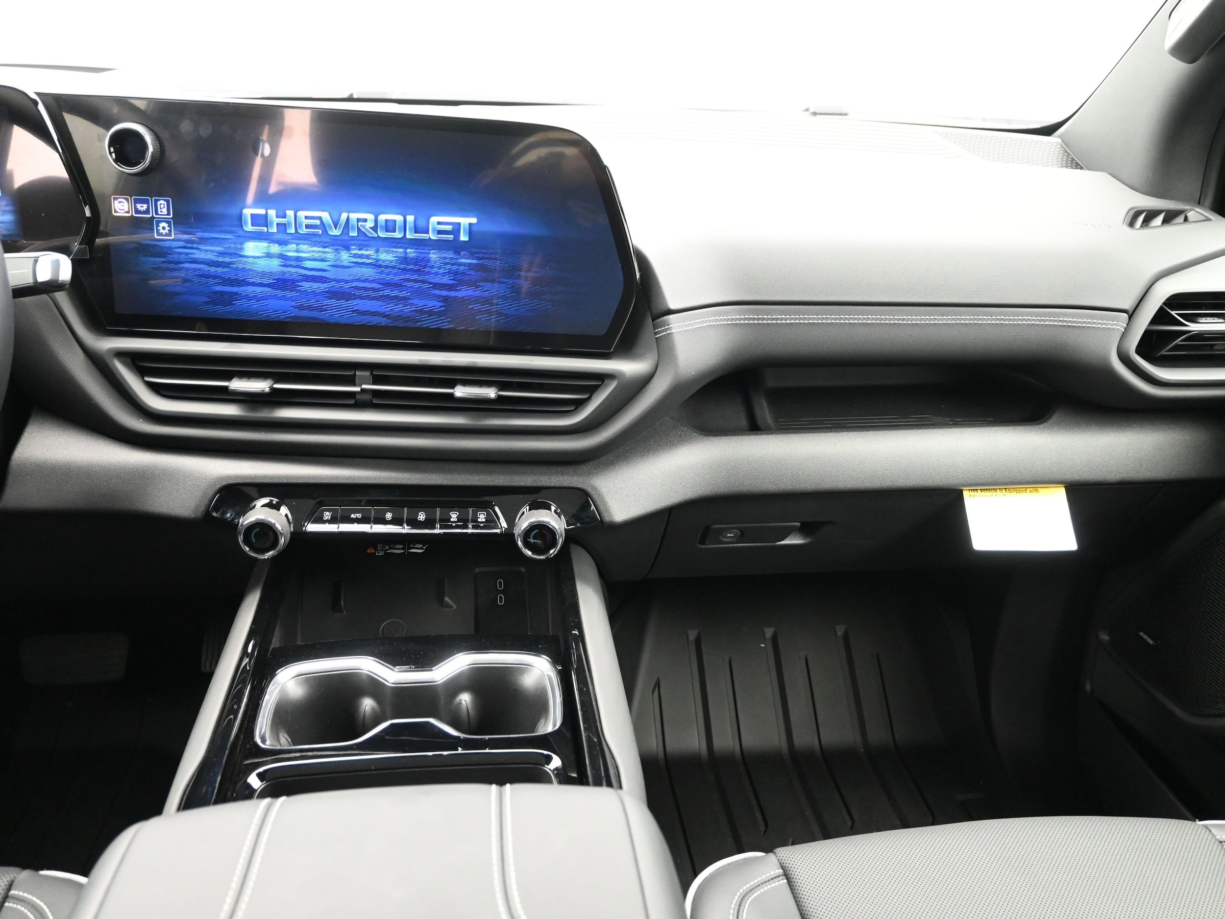 2026 Chevrolet Silverado EV LT - Photo 18